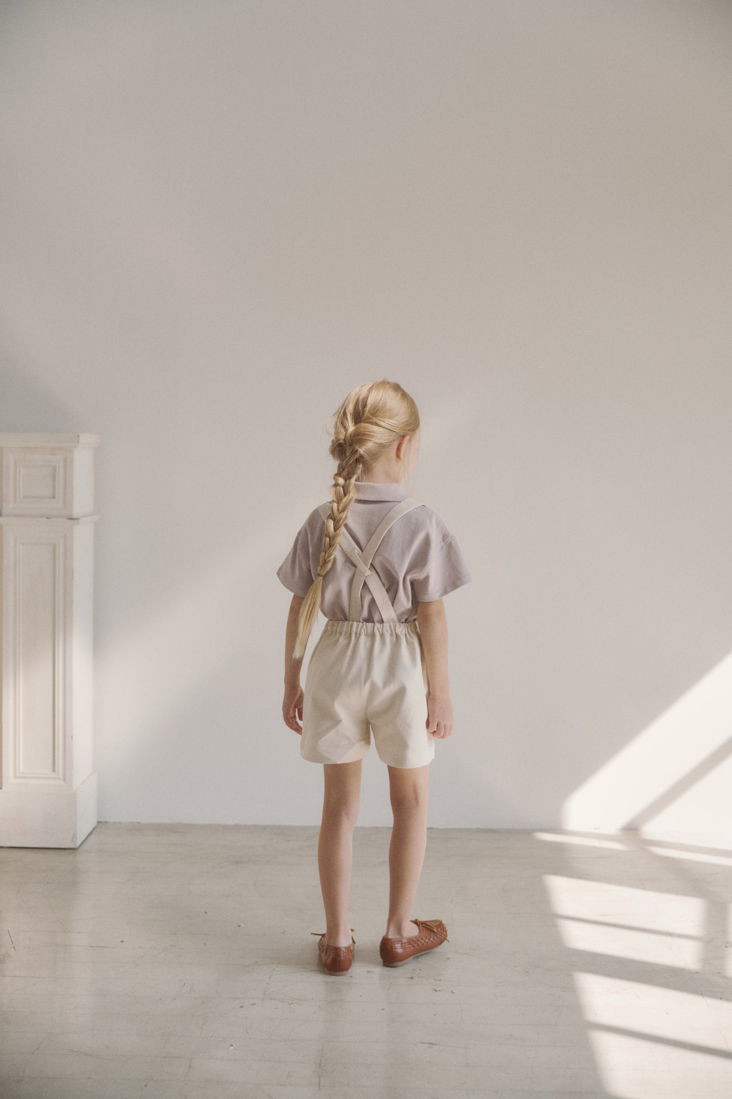 inné / suspender short pants