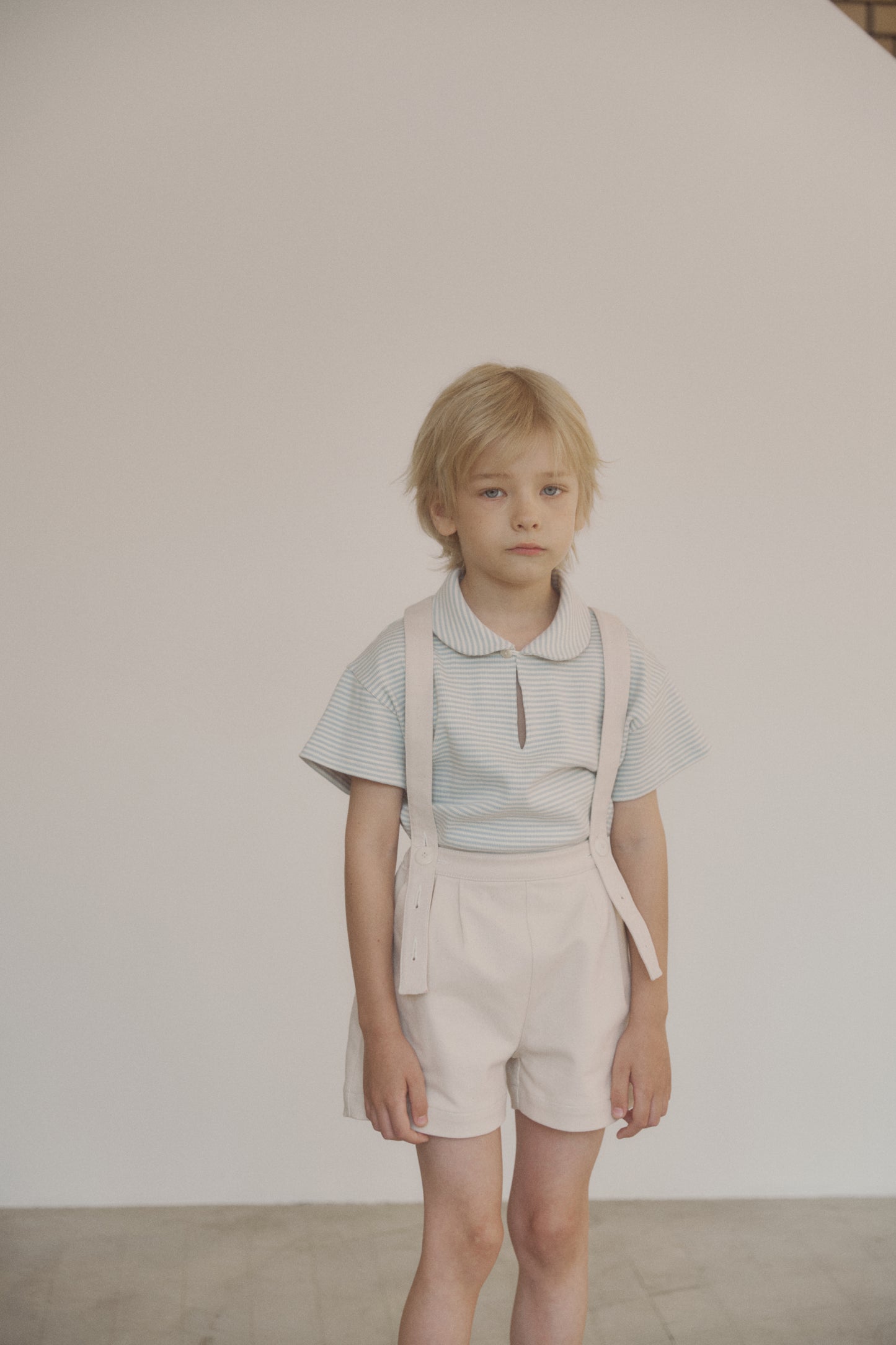 inné / suspender short pants