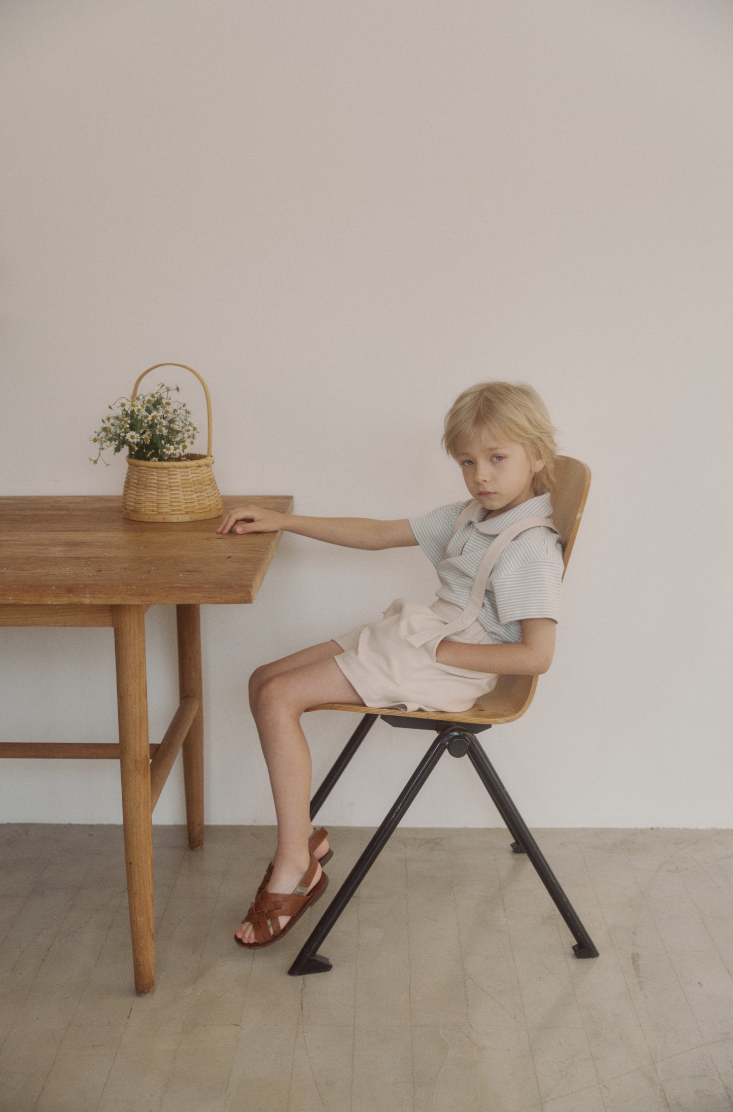 inné / suspender short pants