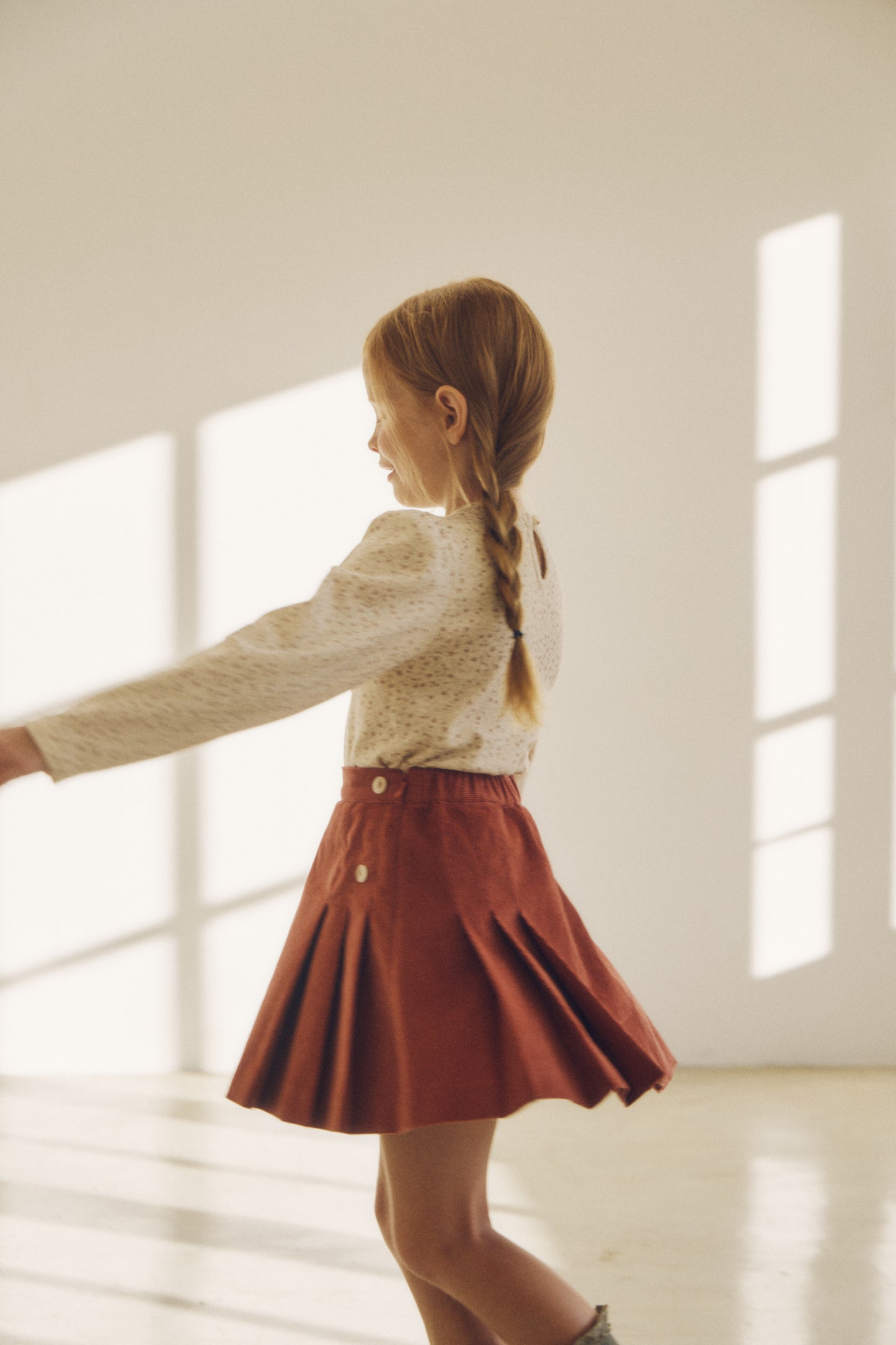 <予約> inné / Rose Pleats skirt