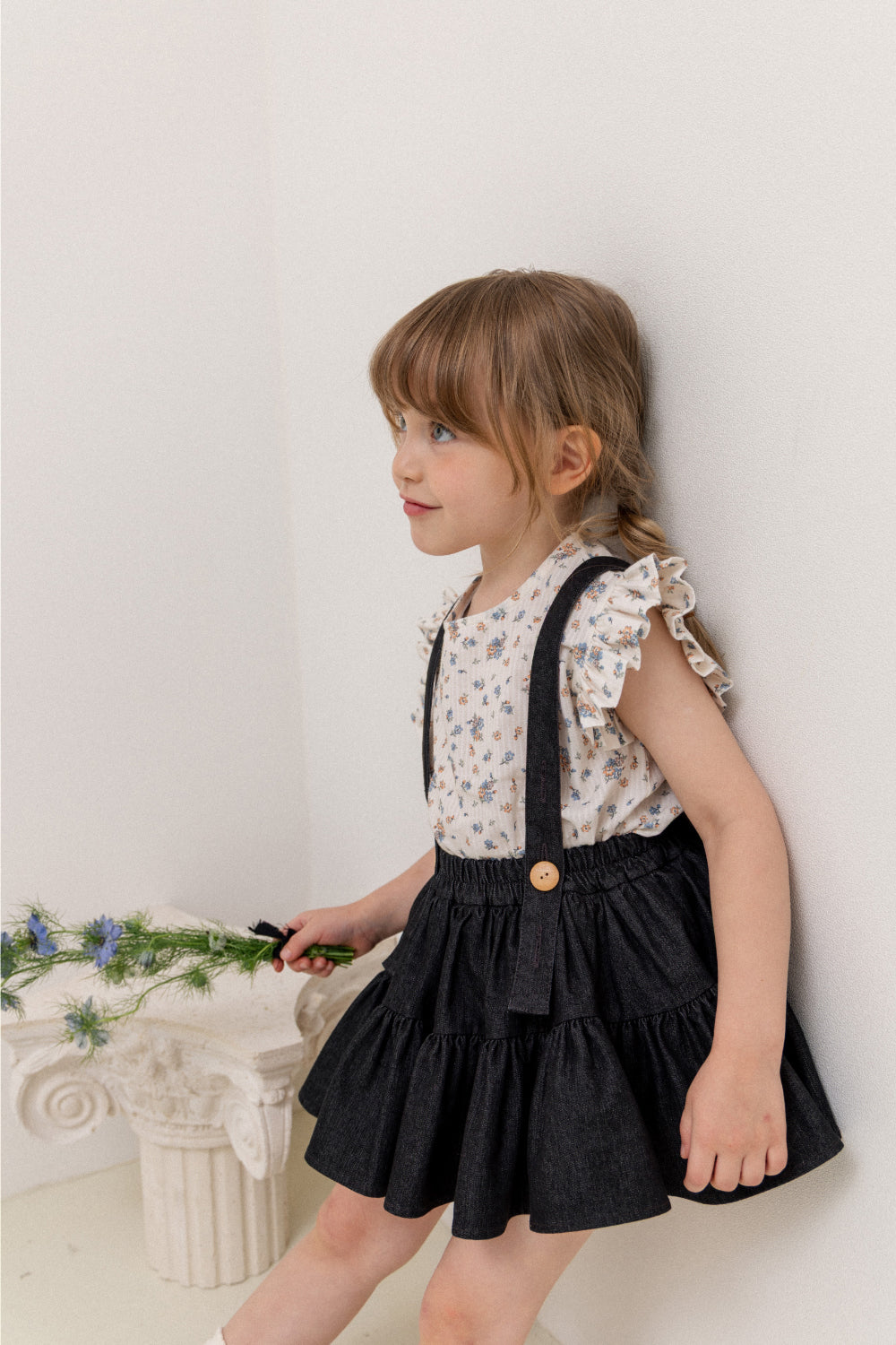 wonny ribbon / Black denim skirt
