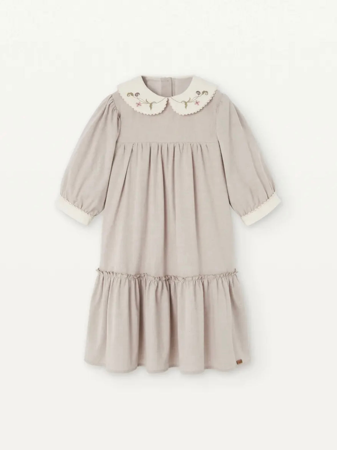 Popelin / Sand dress with embroidered baby collar