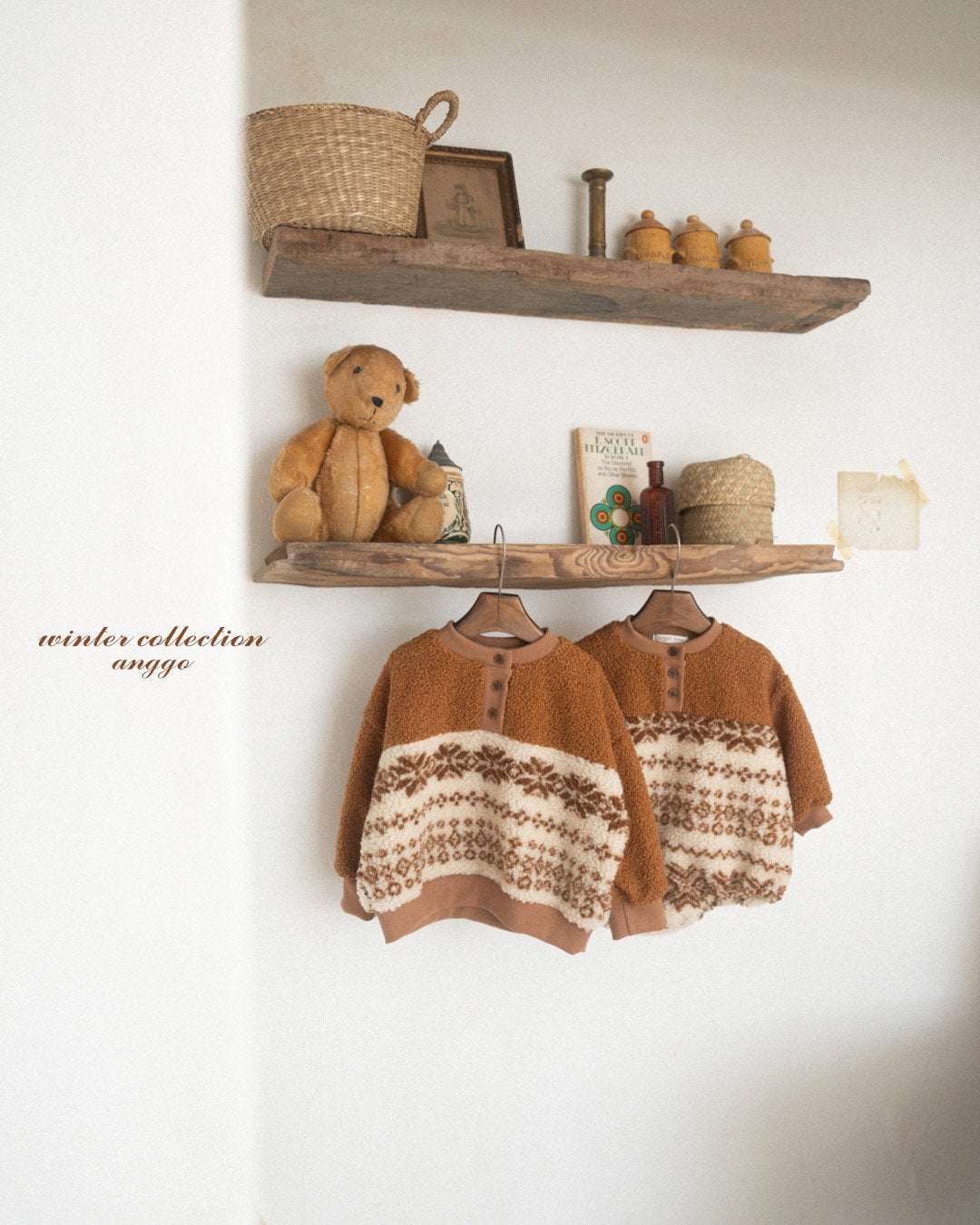 (予約) anggo / Pecan Sweatshirt