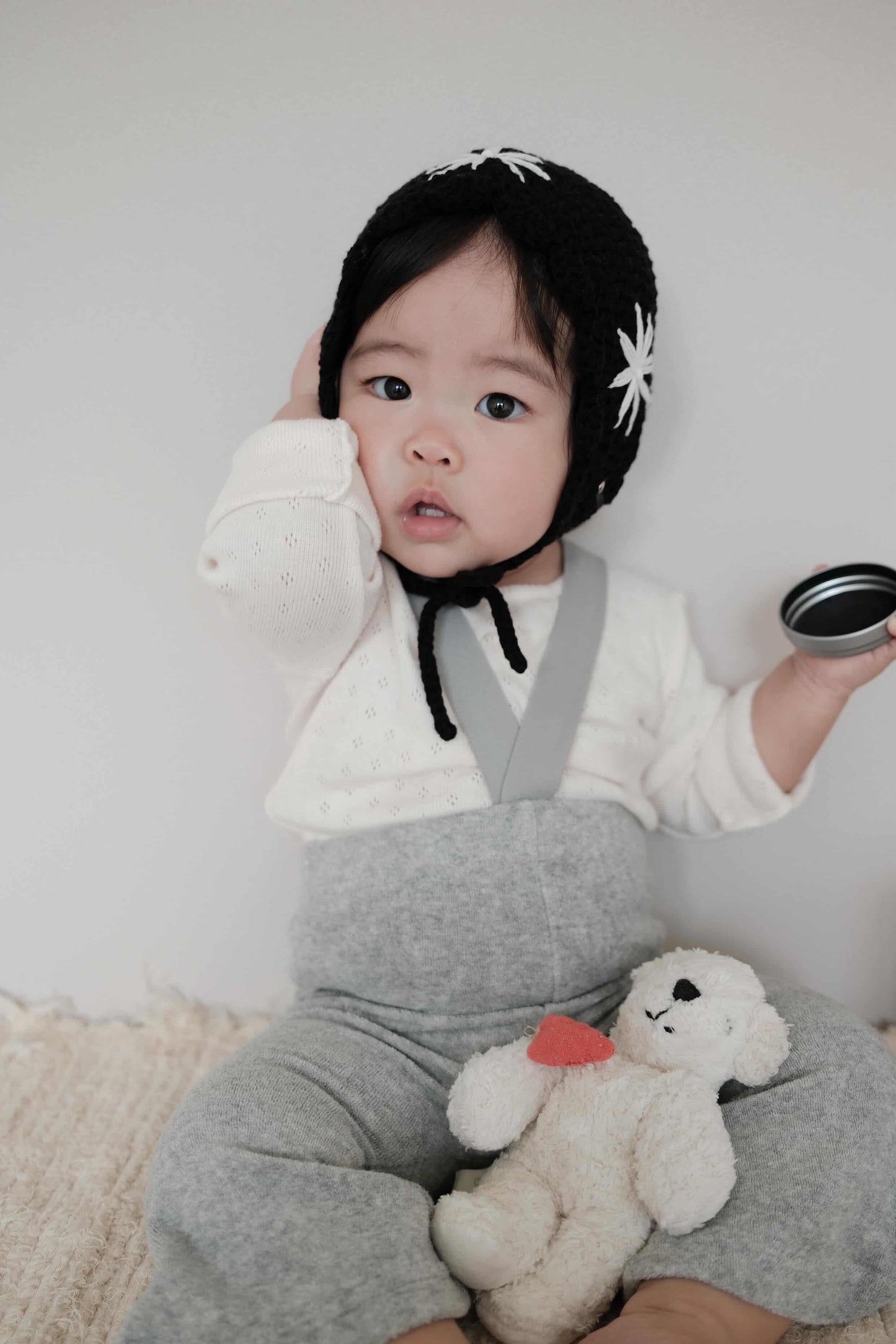 mazukuri / Embroidery bonnet Black