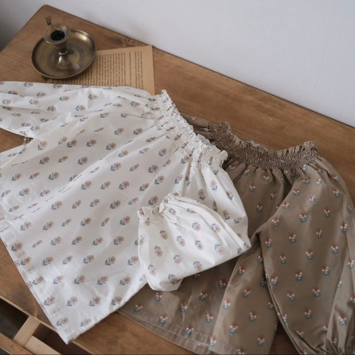 mini beige / Smoke blouse