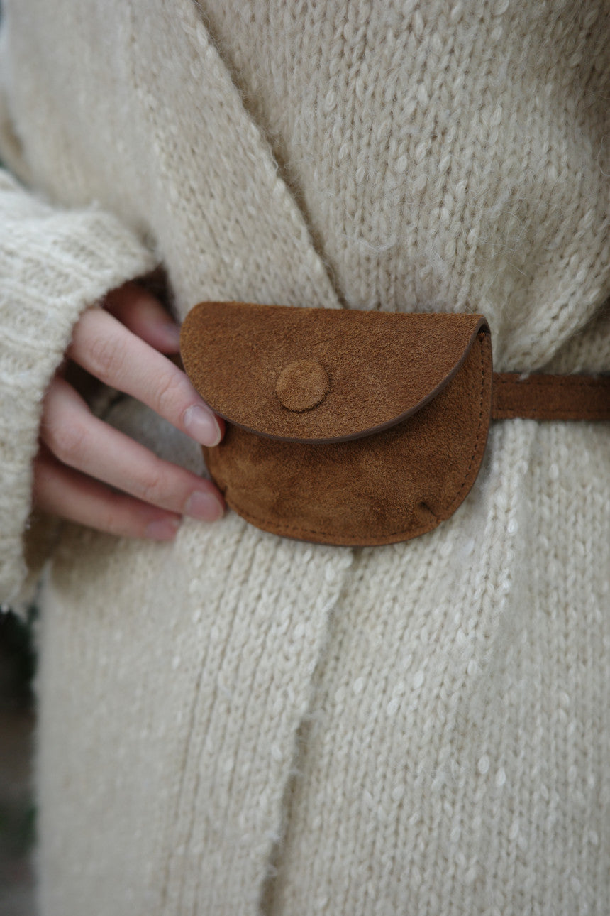 <restock> ecrin / Suede Coin Bag