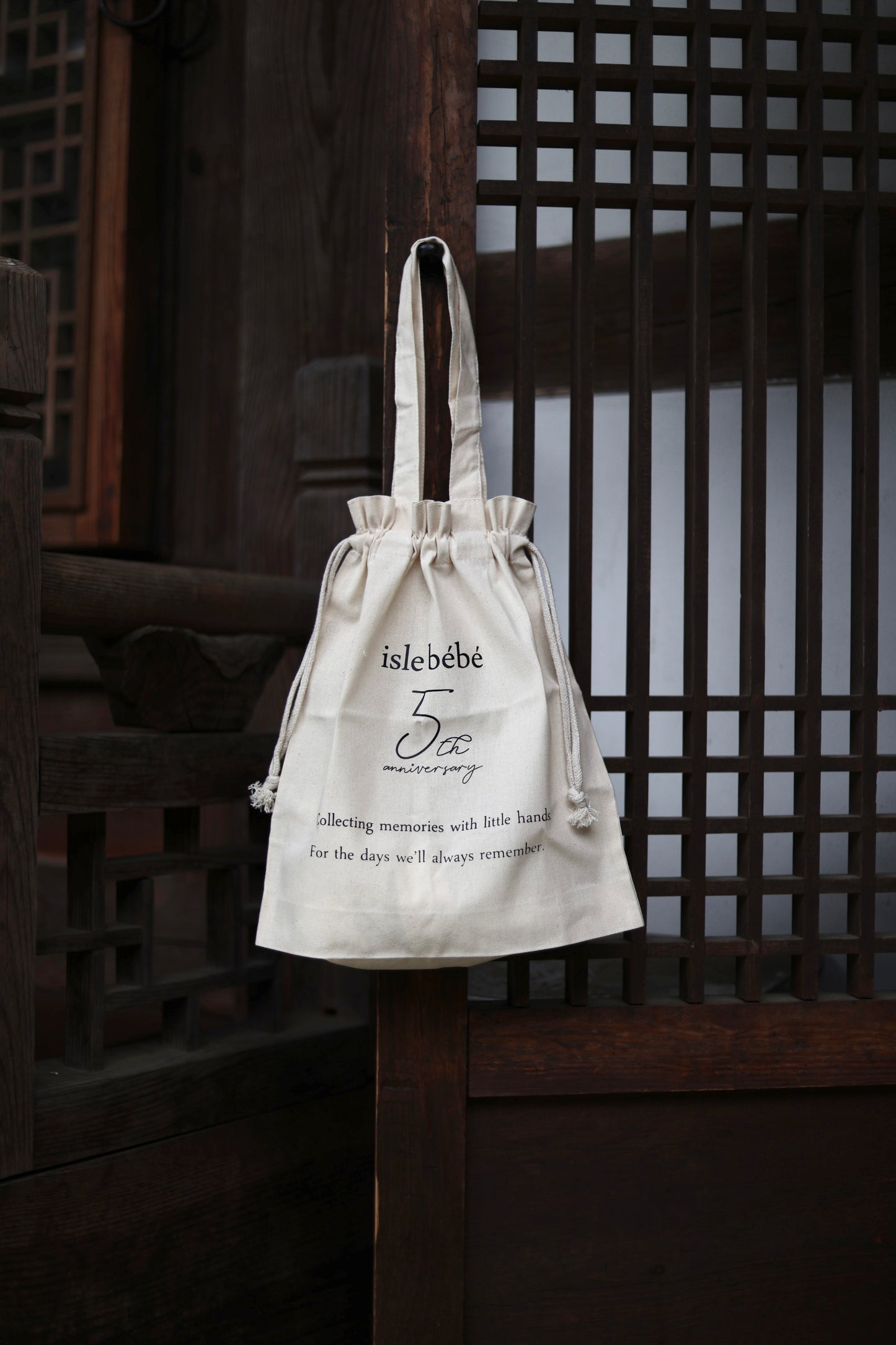 isle bebe original 5th anniversary bag