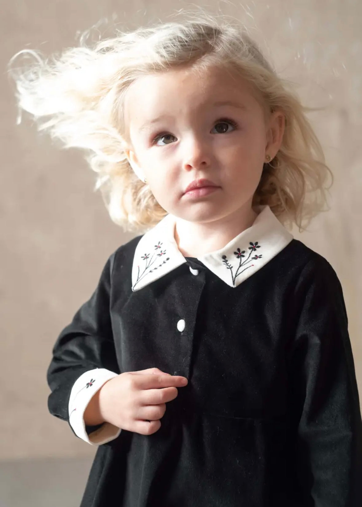 Popelin / Black velvet romper suit with skirt, embroidered collar and placket