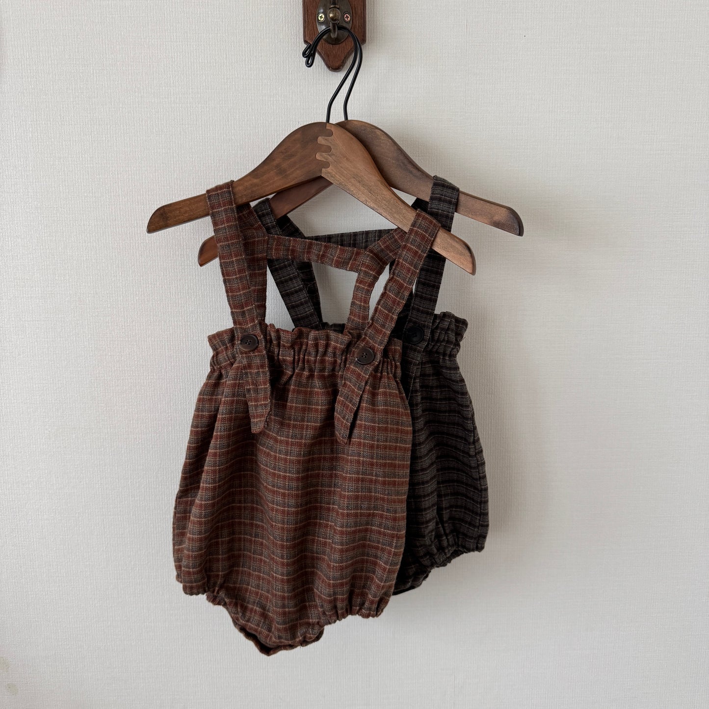 mimi market / Check suspender blommer