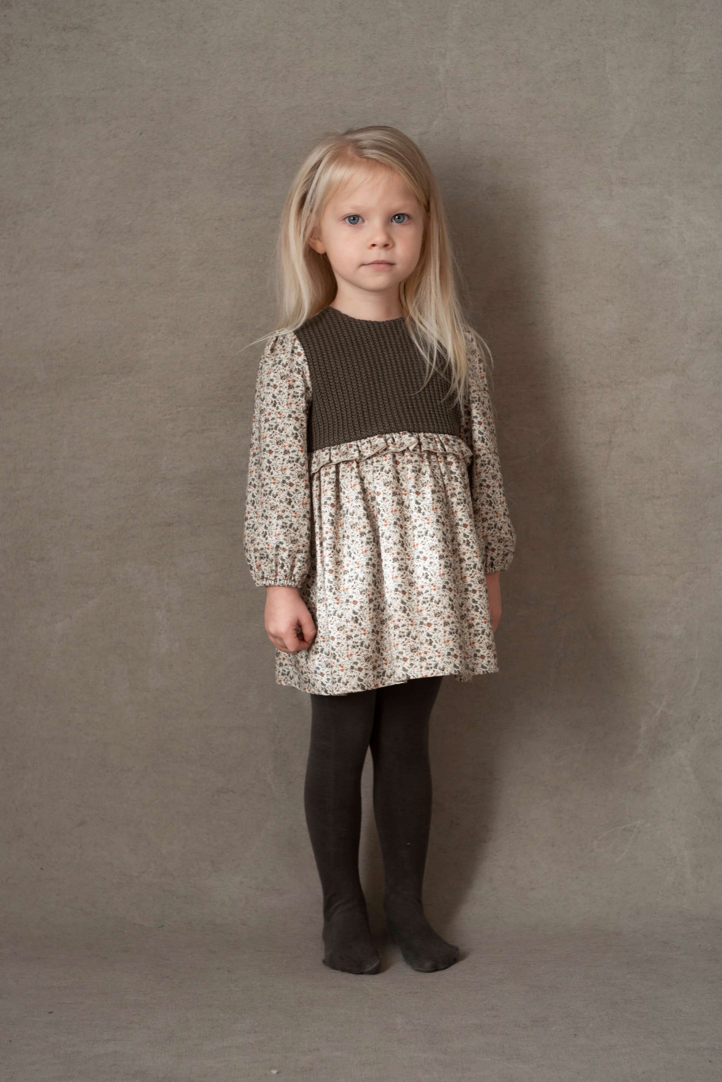 (送料無料)popelin / Floral print dress with knitted yoke