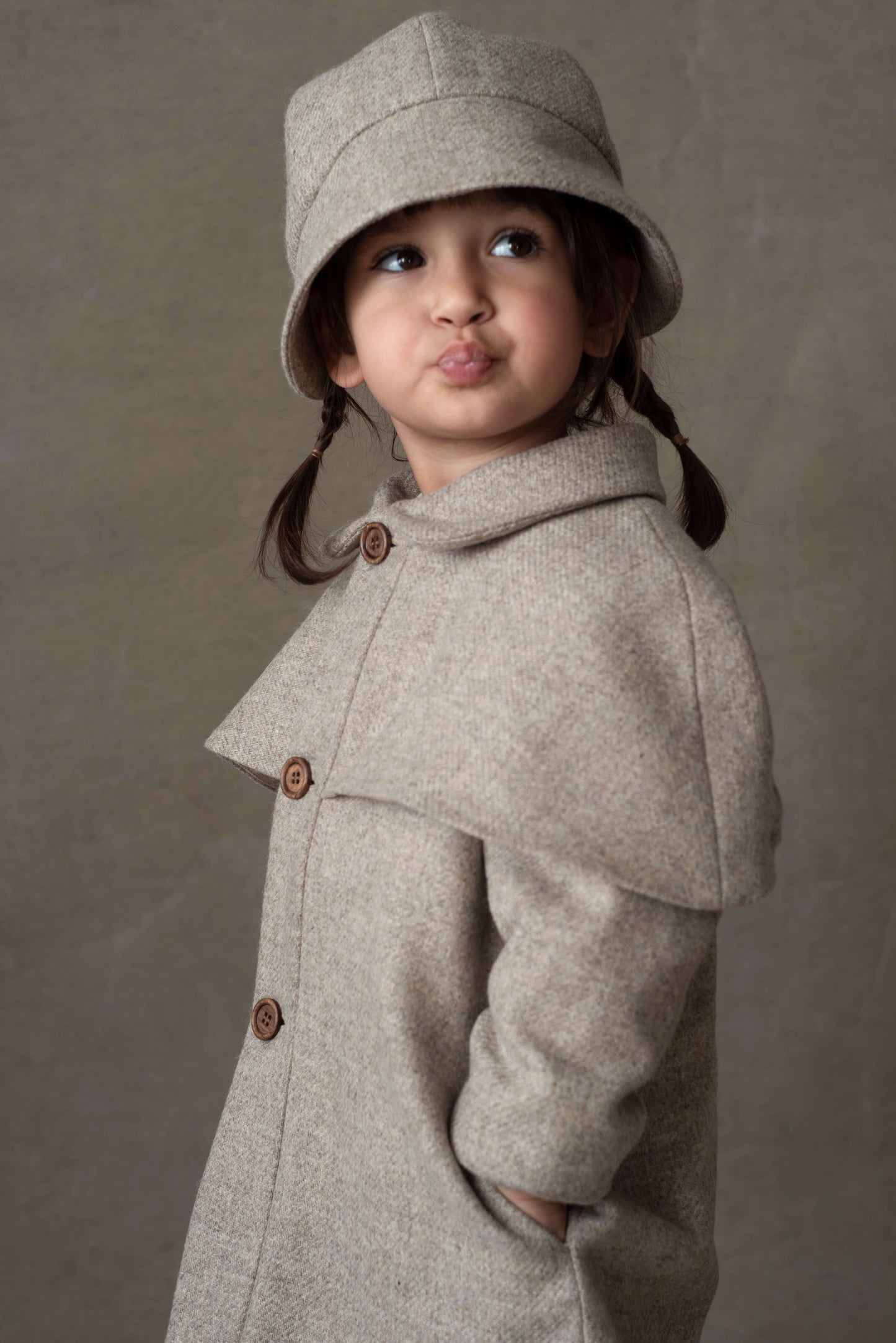 (送料無料)popelin / Stone woollen cape coat