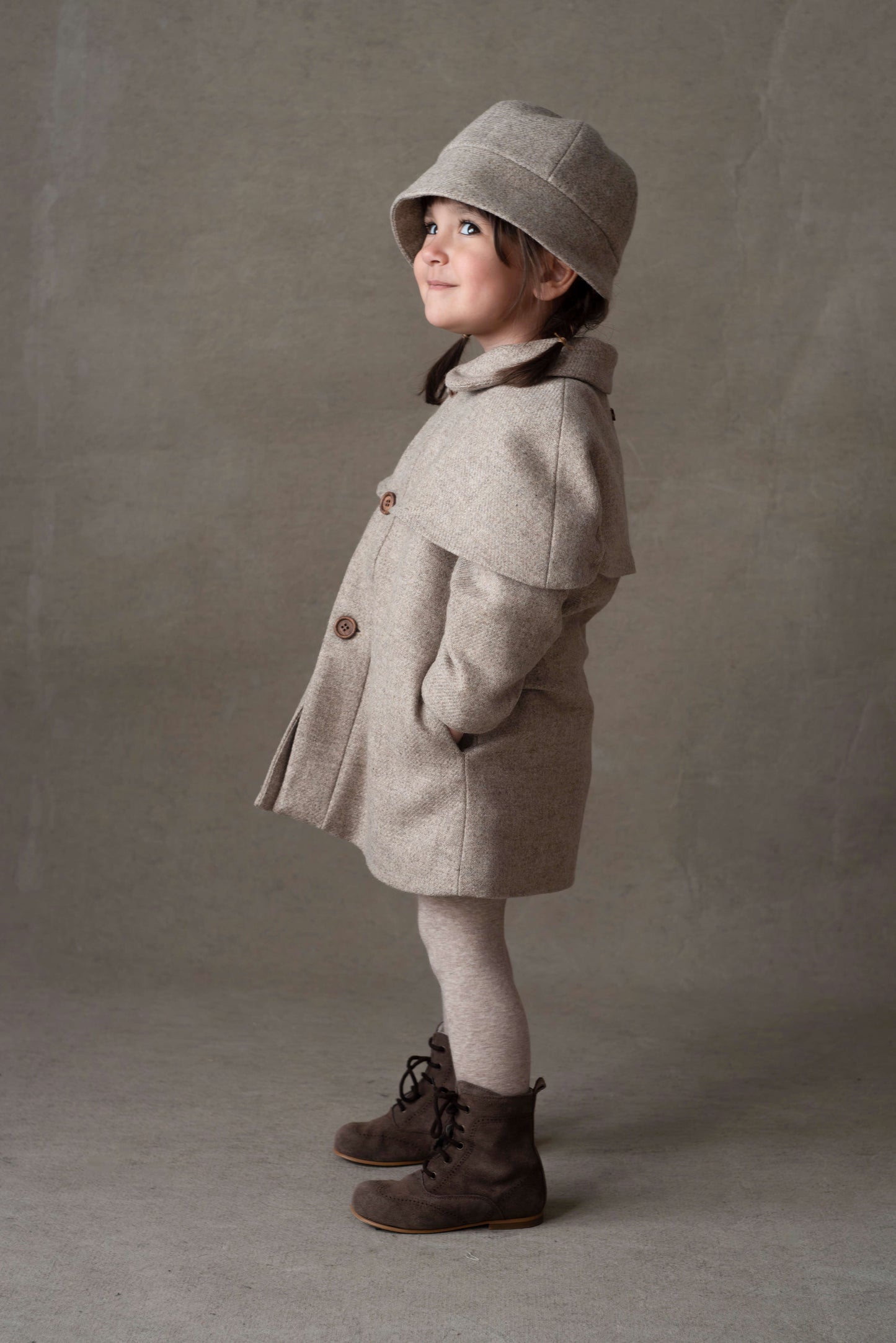 (送料無料)popelin / Stone woollen cape coat