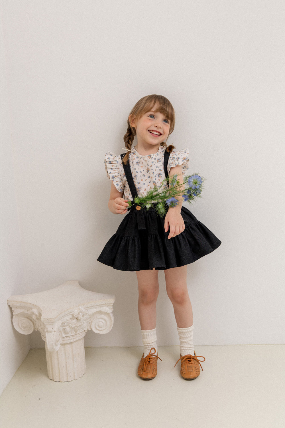 wonny ribbon / Black denim skirt