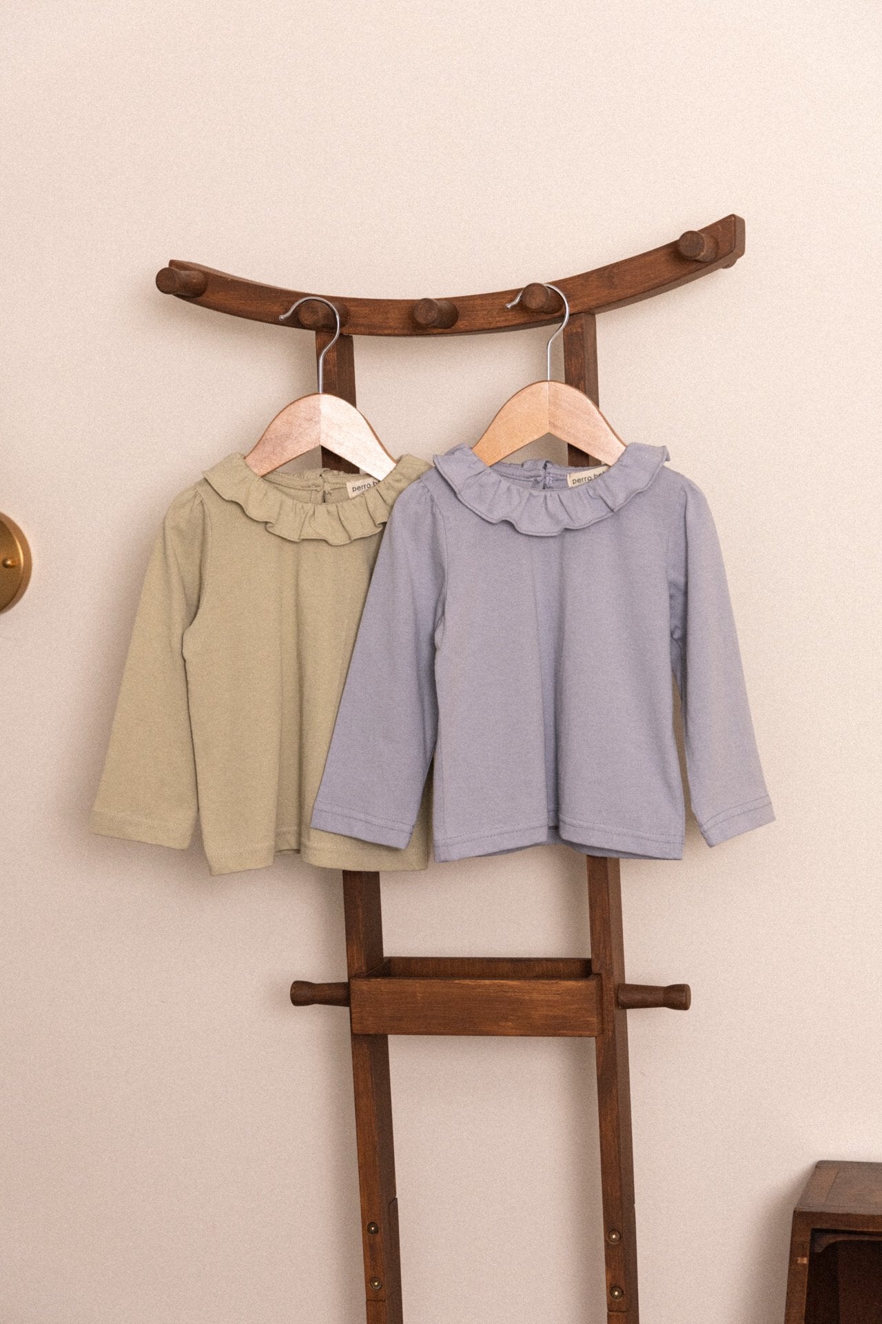 perrobebe / Lucy t-shirts