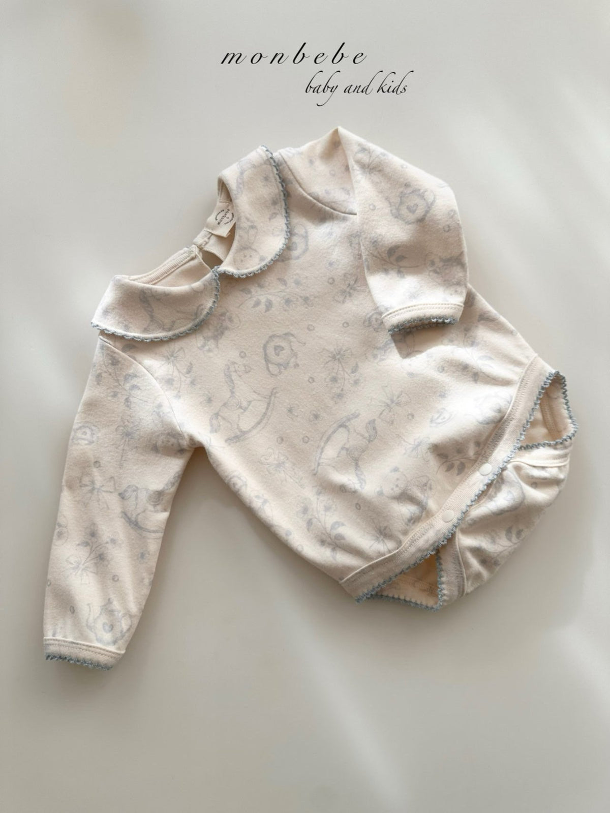 monbebe / Printed Collar Suit