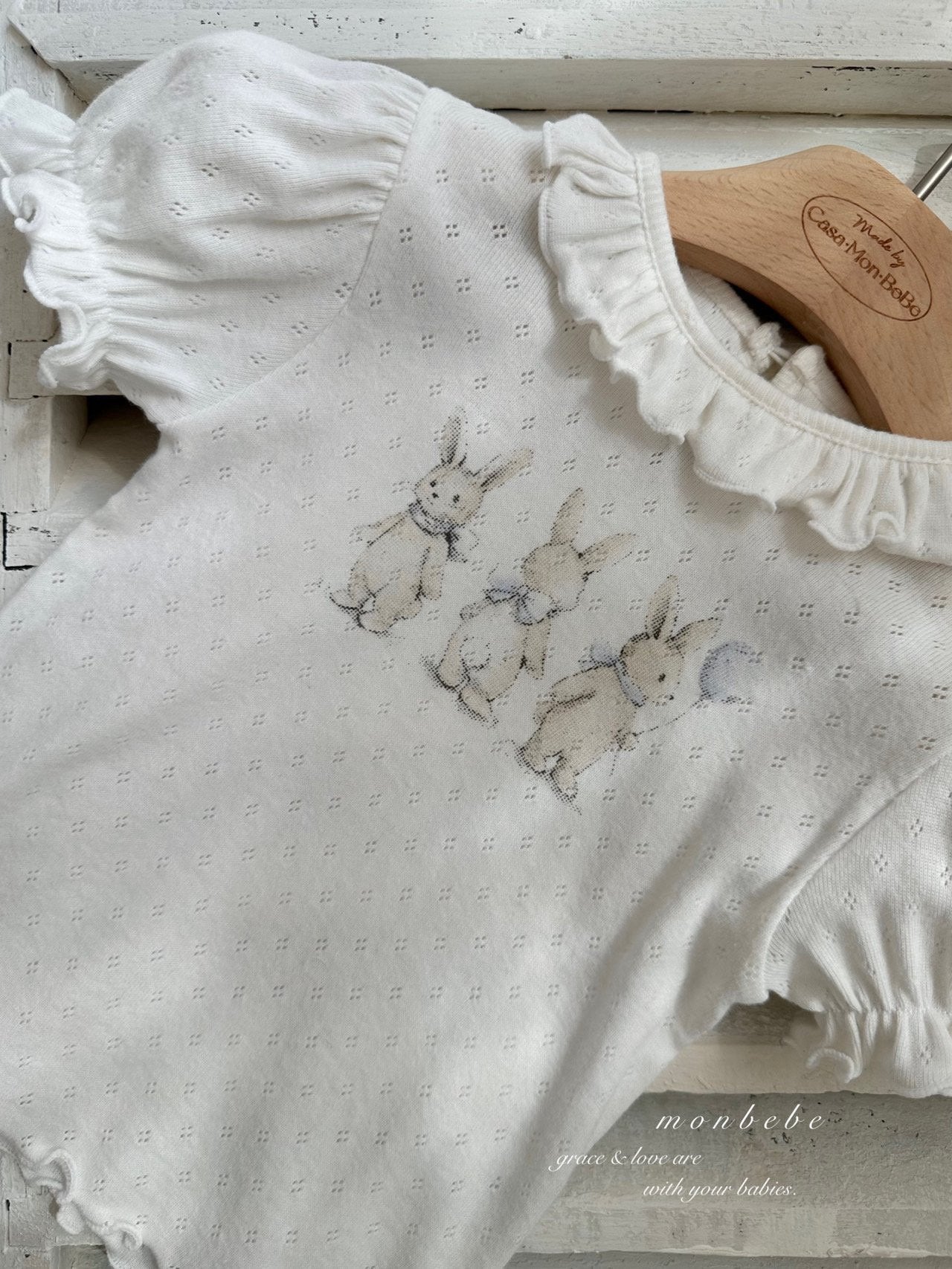 (予約) monbebe / Rabbit Eyelet Suit (with Bunny Bonnet Set)