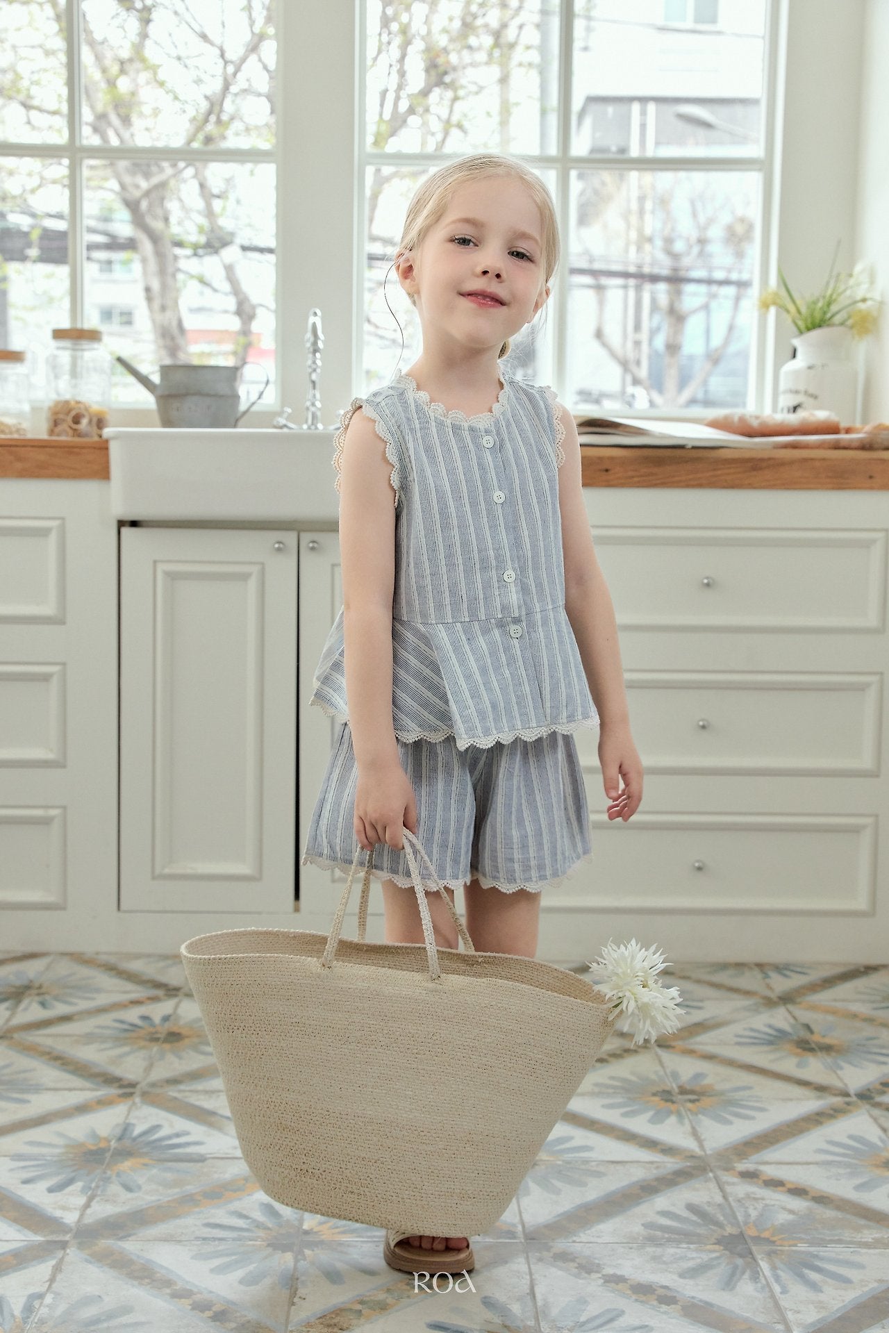 (予約) Roa / Moen Set