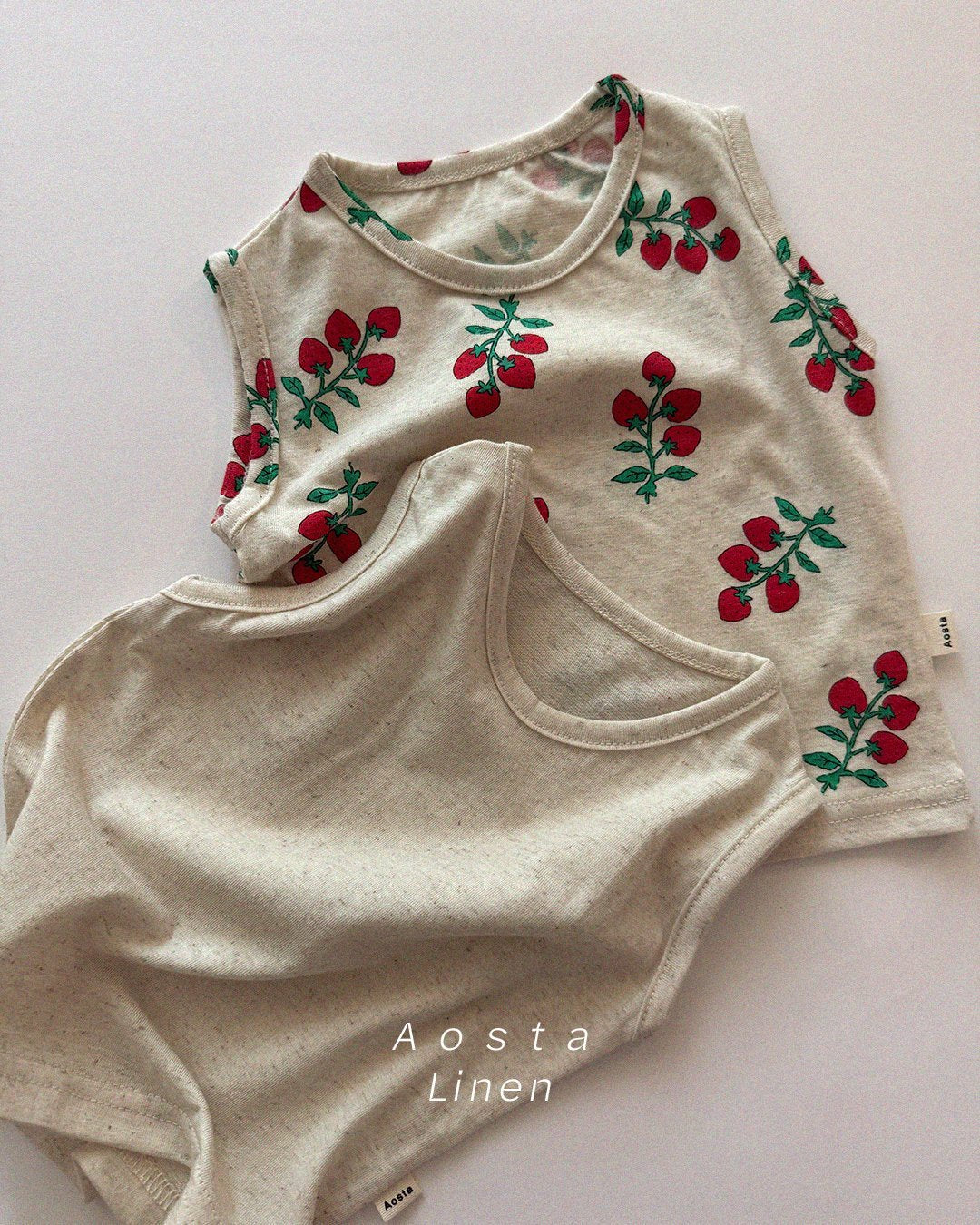 (予約) Aosta / Linen sleeveless T