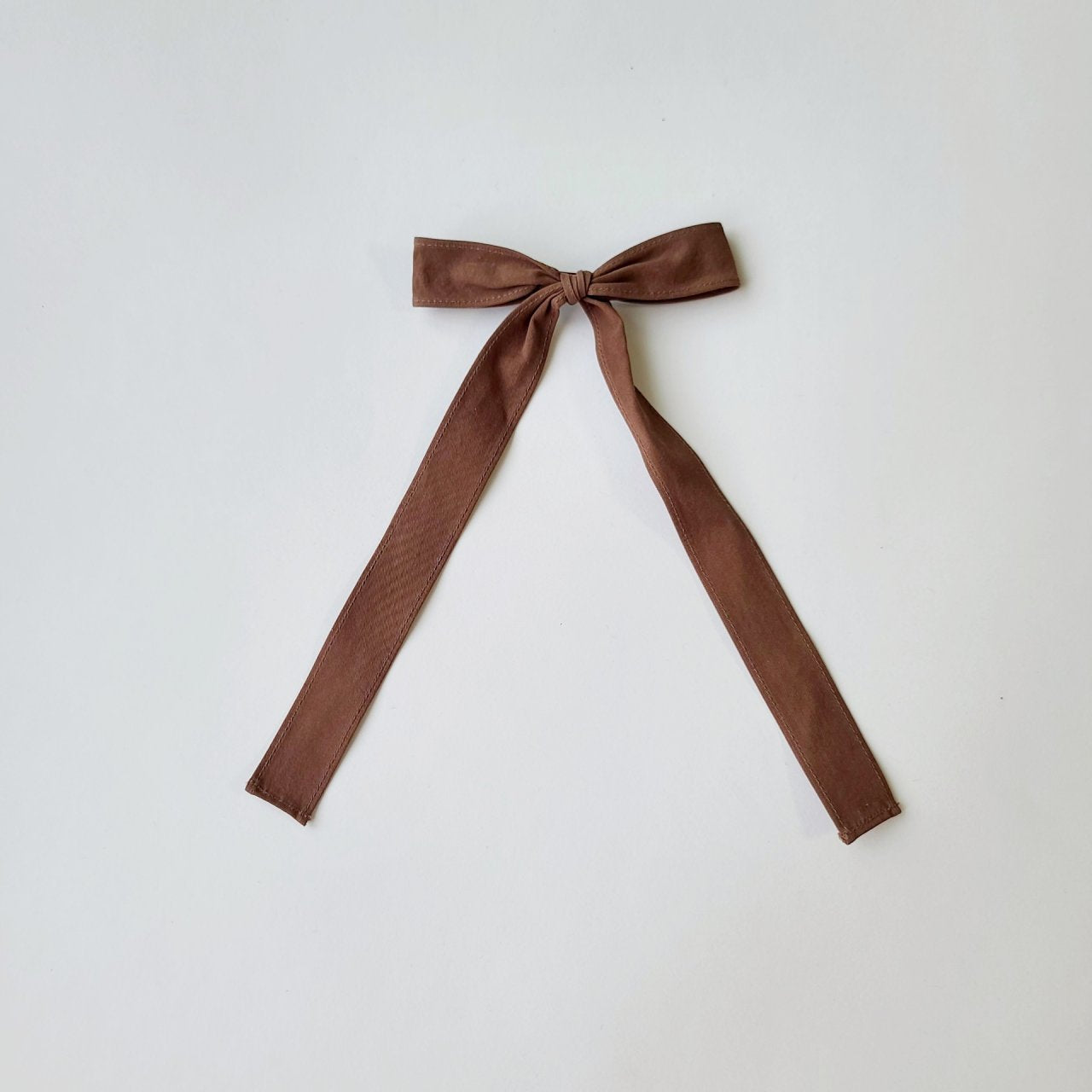 mon Atelier / long ribbon pin