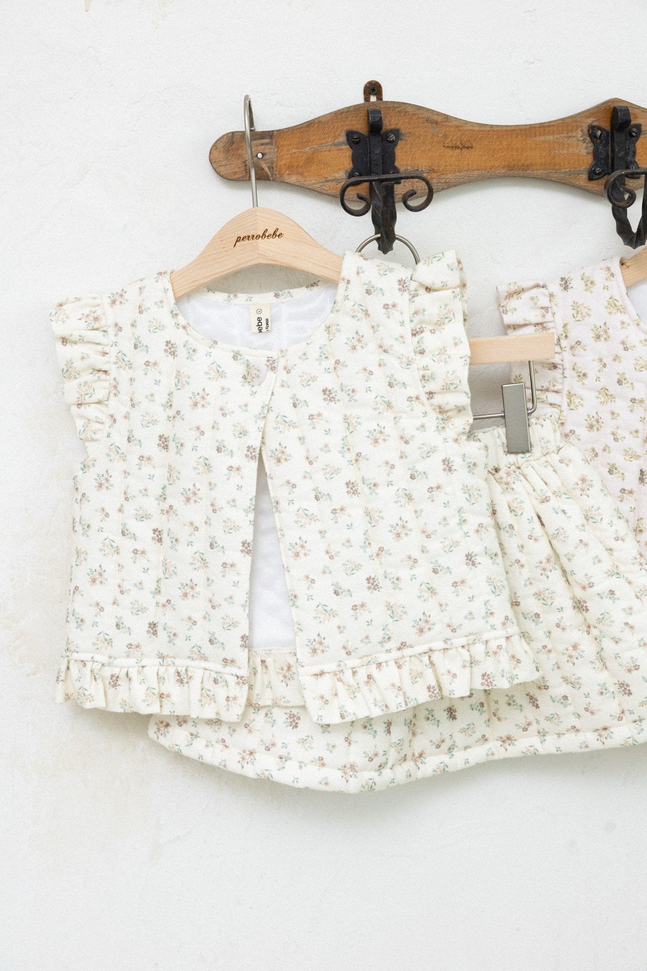 (予約) perro bebe / Lua Padding Vest