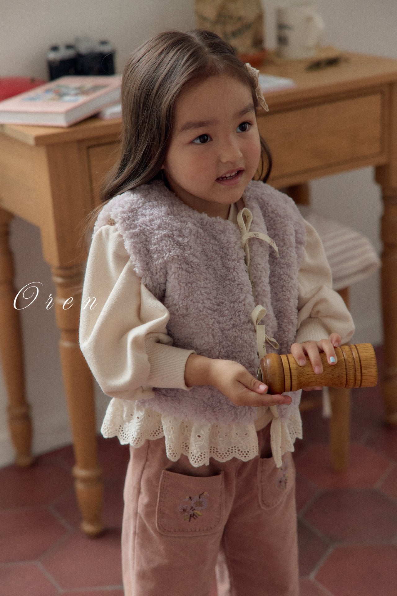 (予約)OREN / Bianca Fur Vest