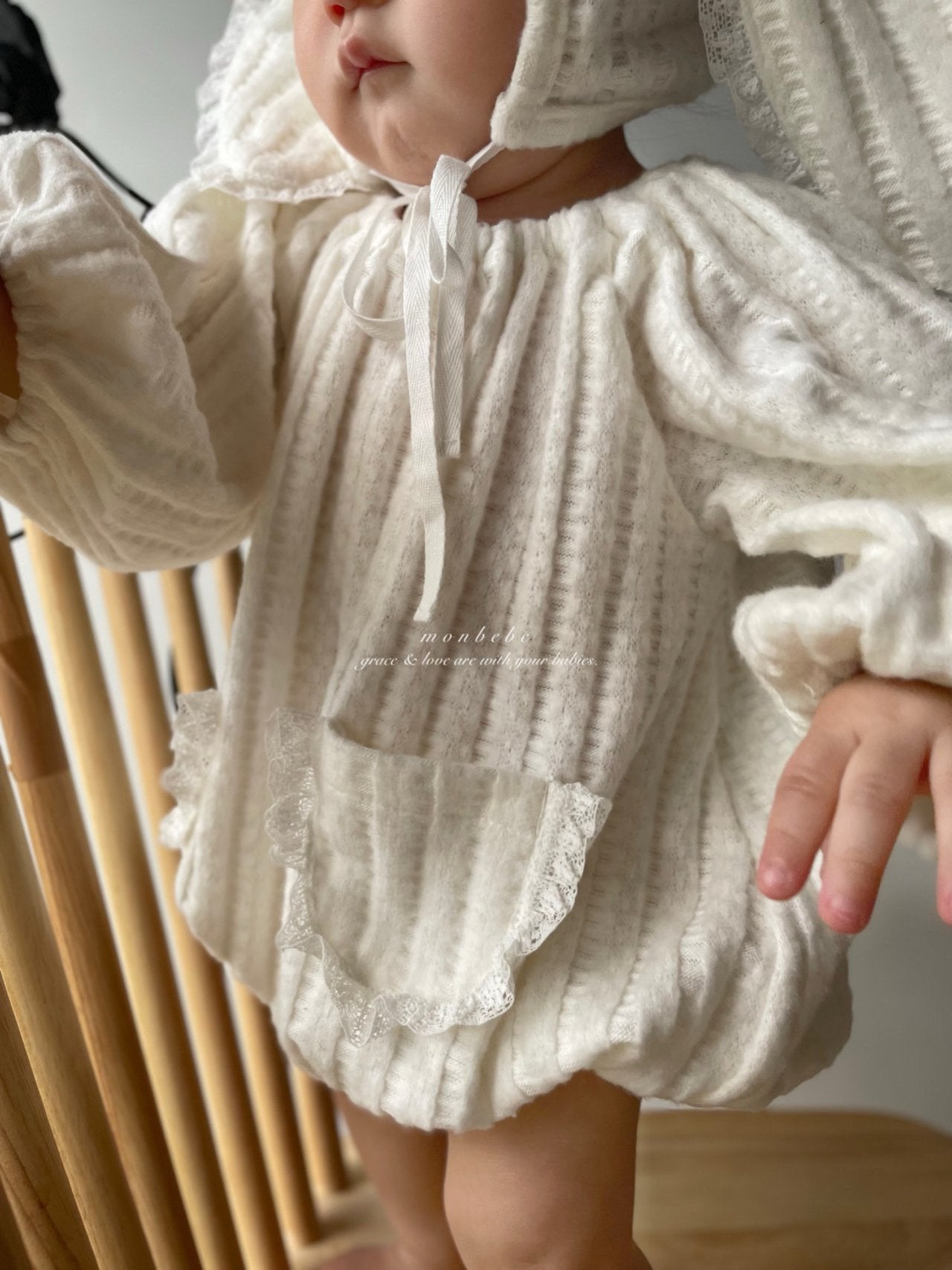 (予約) monbebe / Bunny Knit Suit