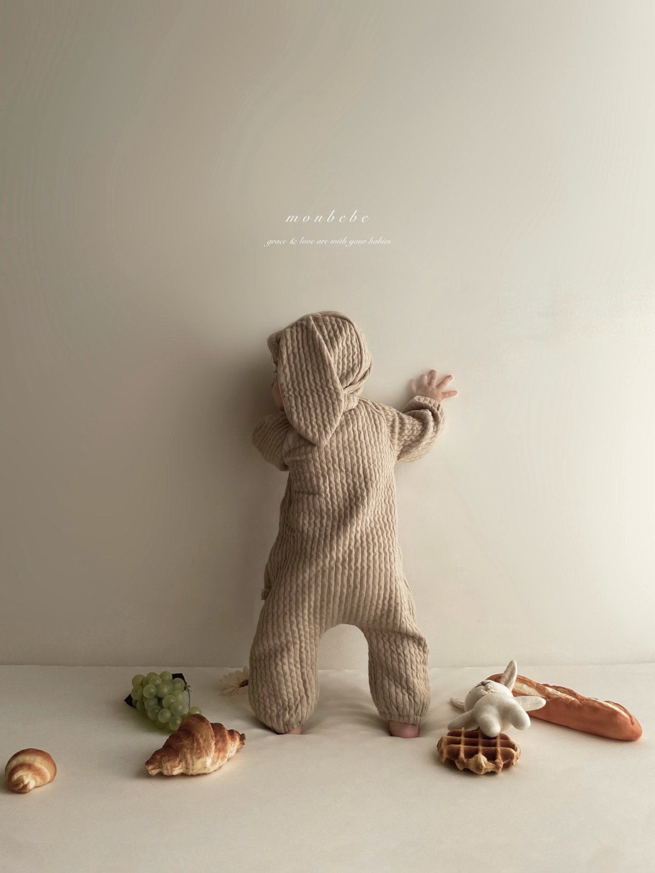 (予約) monbebe / Bunny Knit Suit