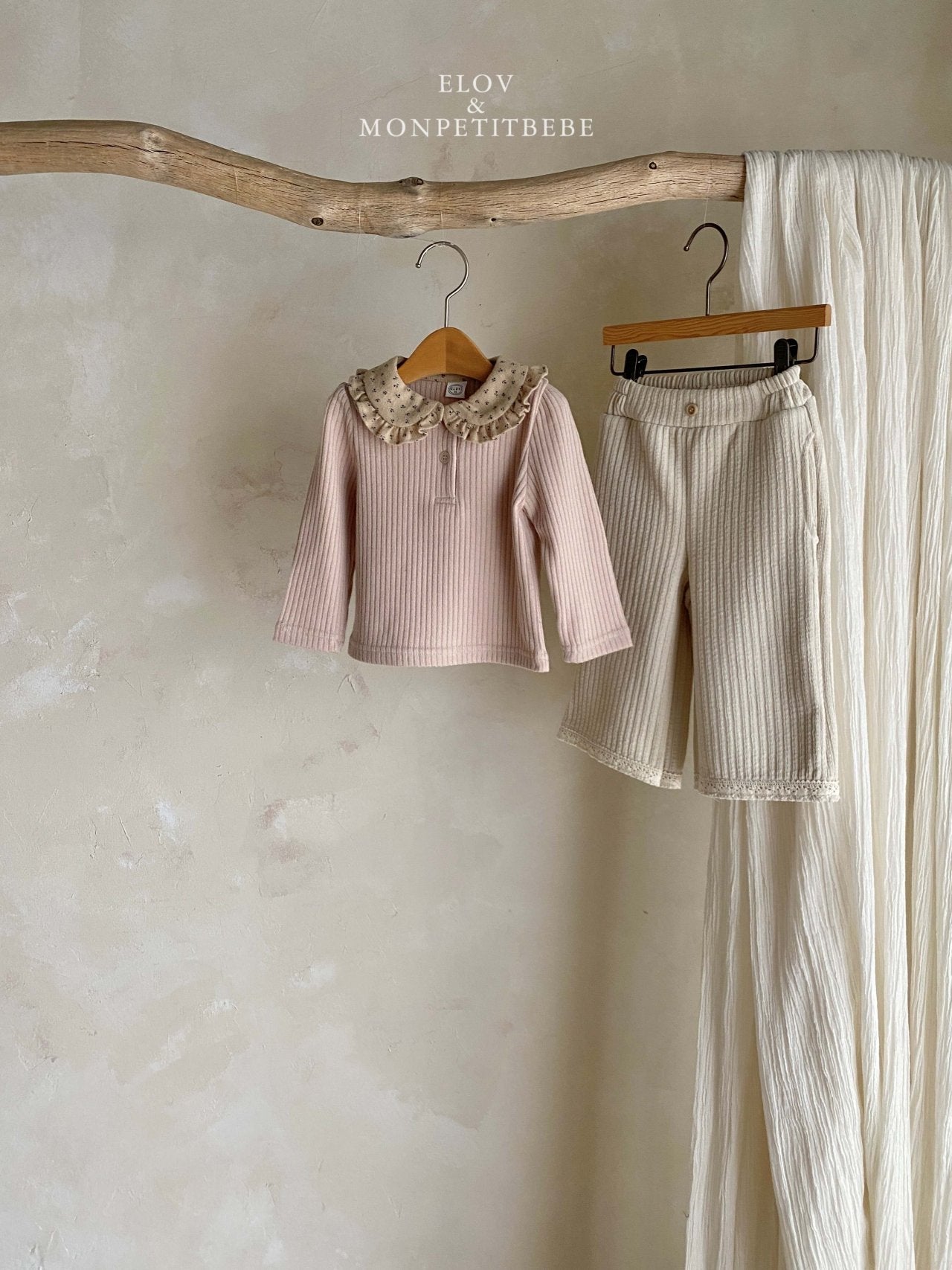 (予約) mon petit bebe /  Lumiel cara t-shirt