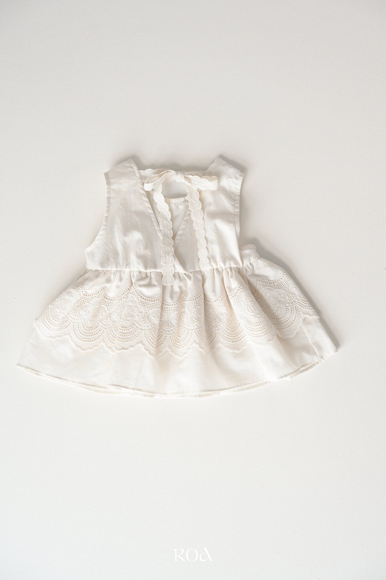 (予約) Roa / Blanc Embroidery Blouse