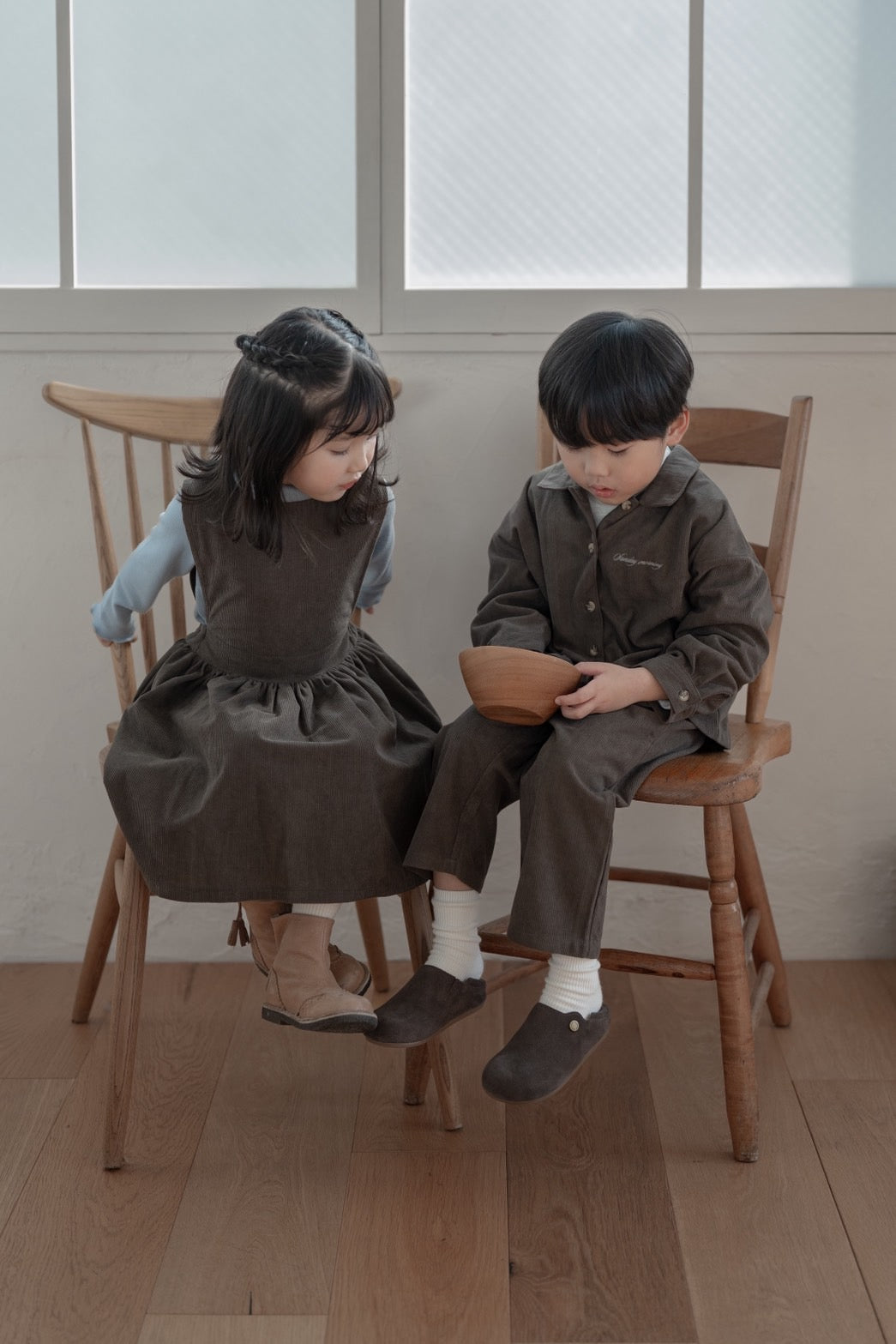 Brownie Dress  with miton / brown