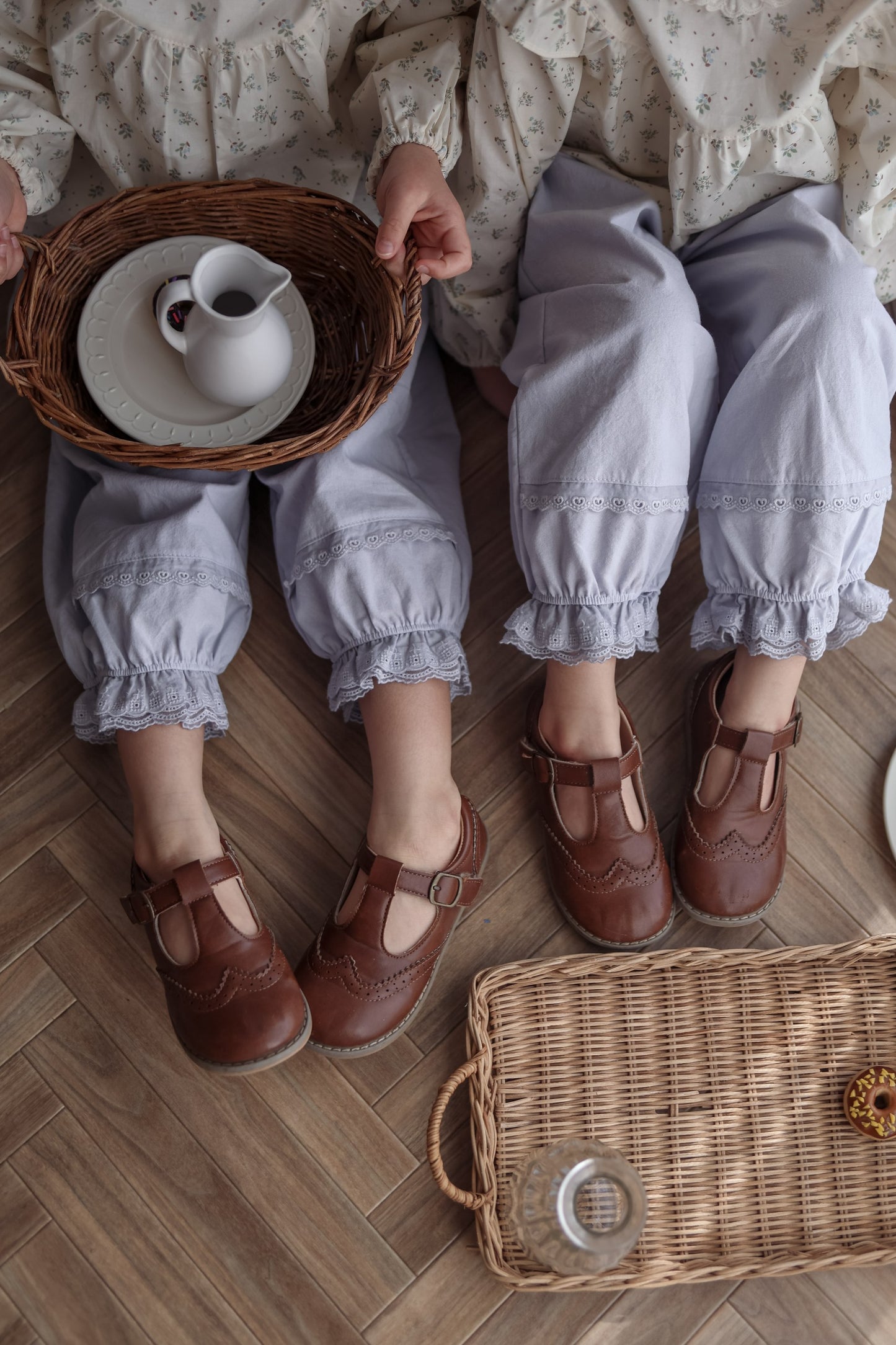 milk powder / Donut pants