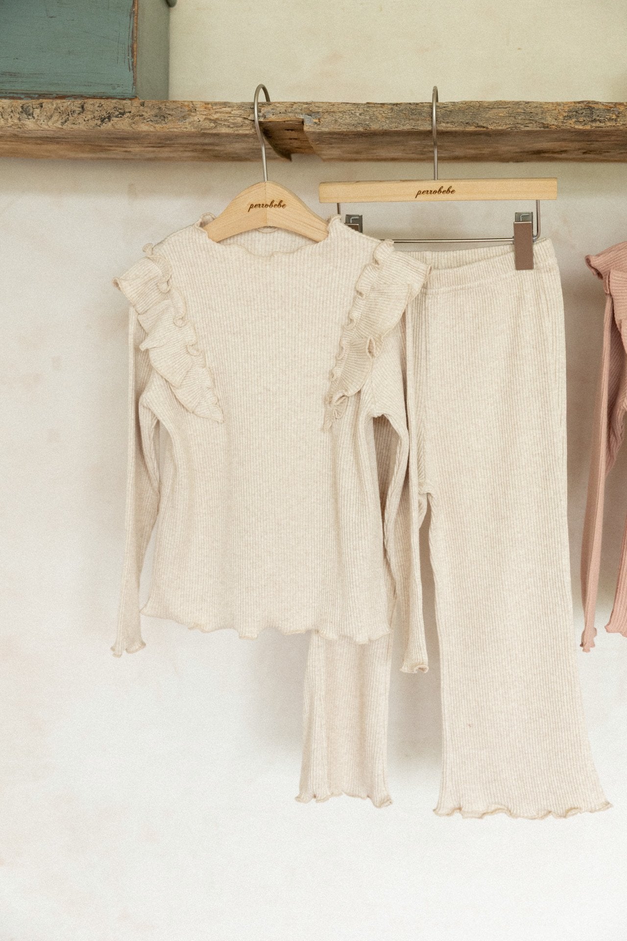 (予約)perro bebe / Rosie setup - oatmeal