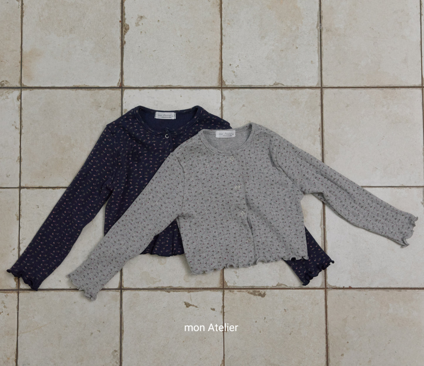 (予約) mon Atelier  /  eyelet cardigan