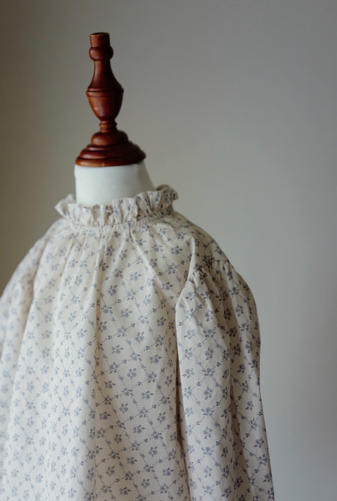 [Original] Muguet Puff Top ivory