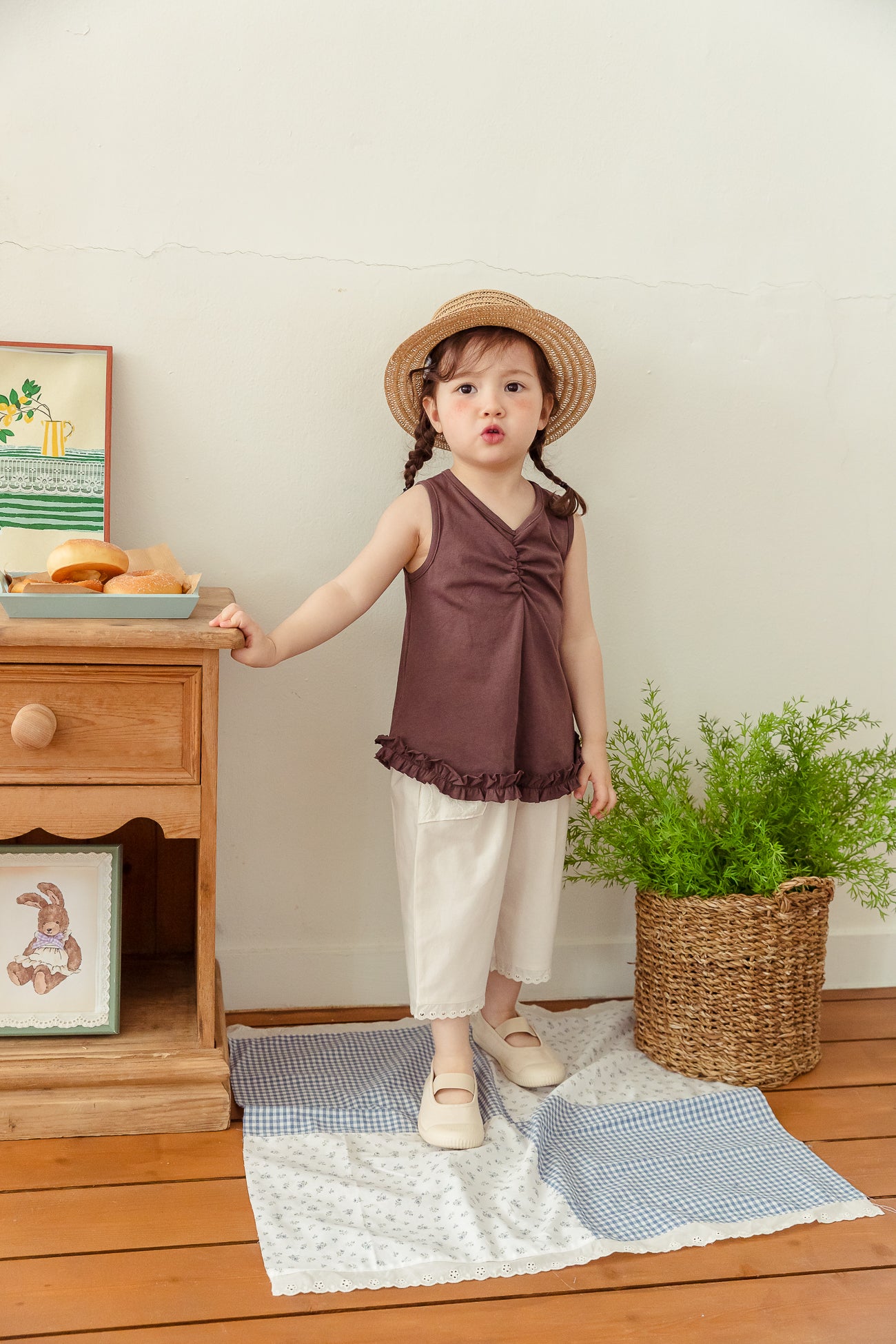 milk powder  /  Eggplant Pants