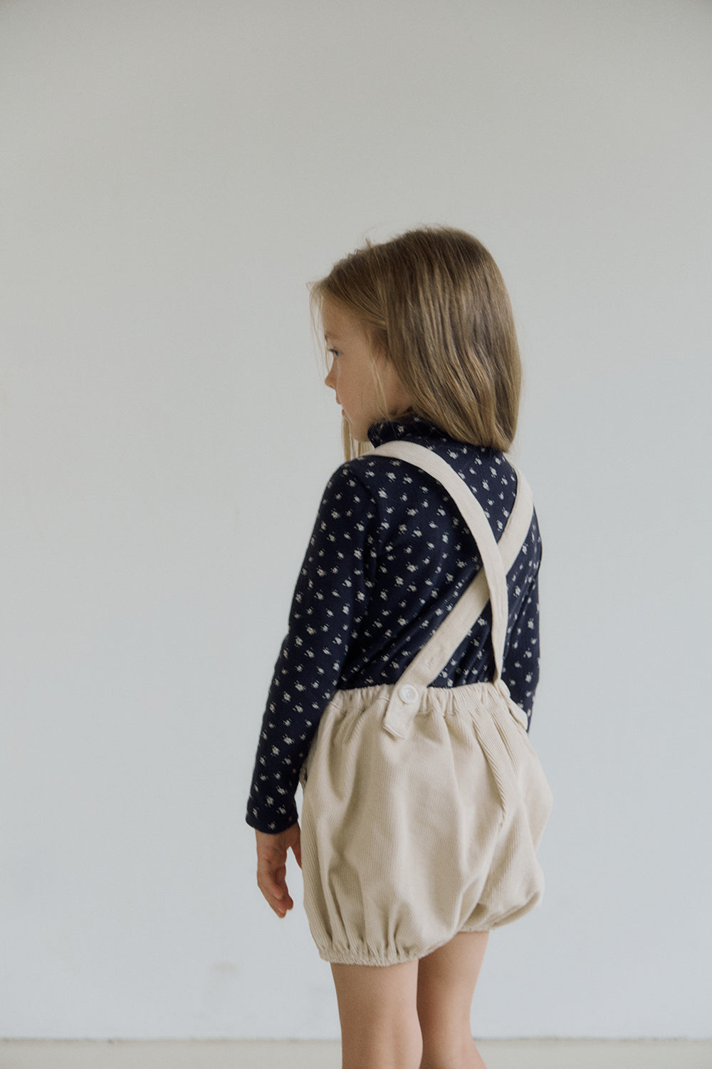 (予約) inné / Petal turtleneck