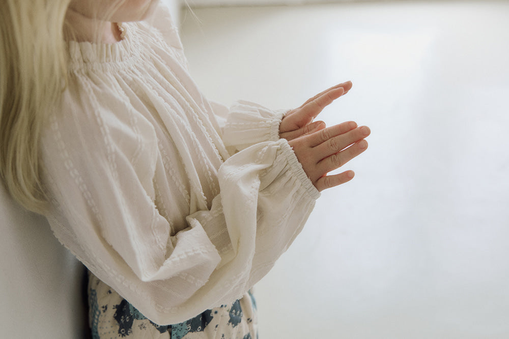 (予約) inné / Adeline blouse