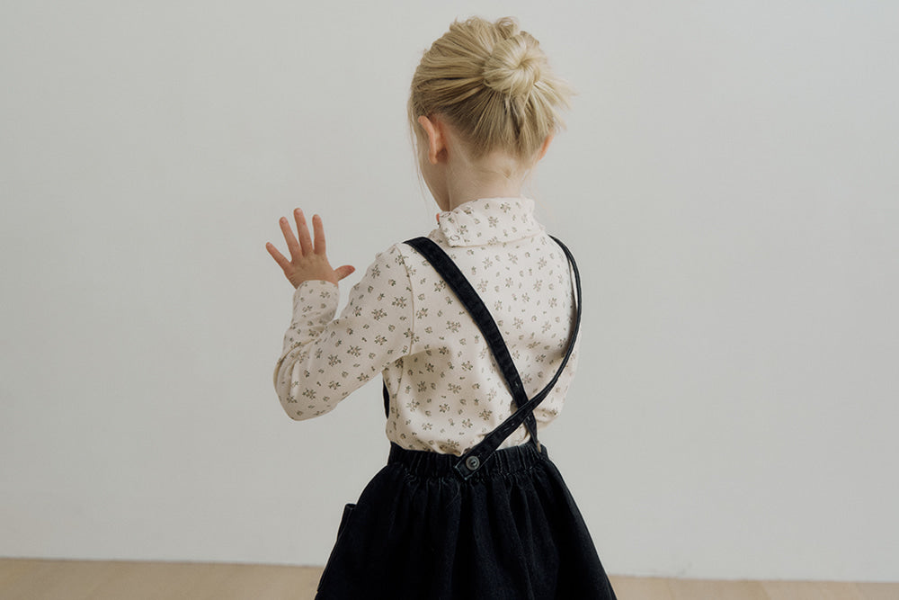 (予約) inné / Lia denim pinafore