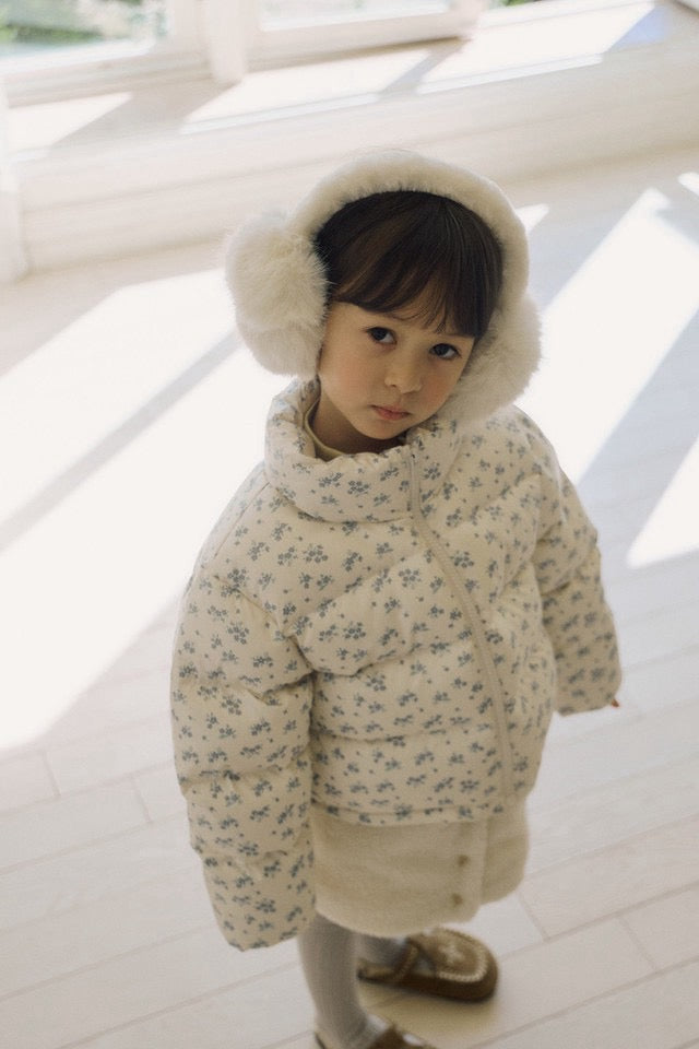 送料無料(予約) inné / Little garden puffer