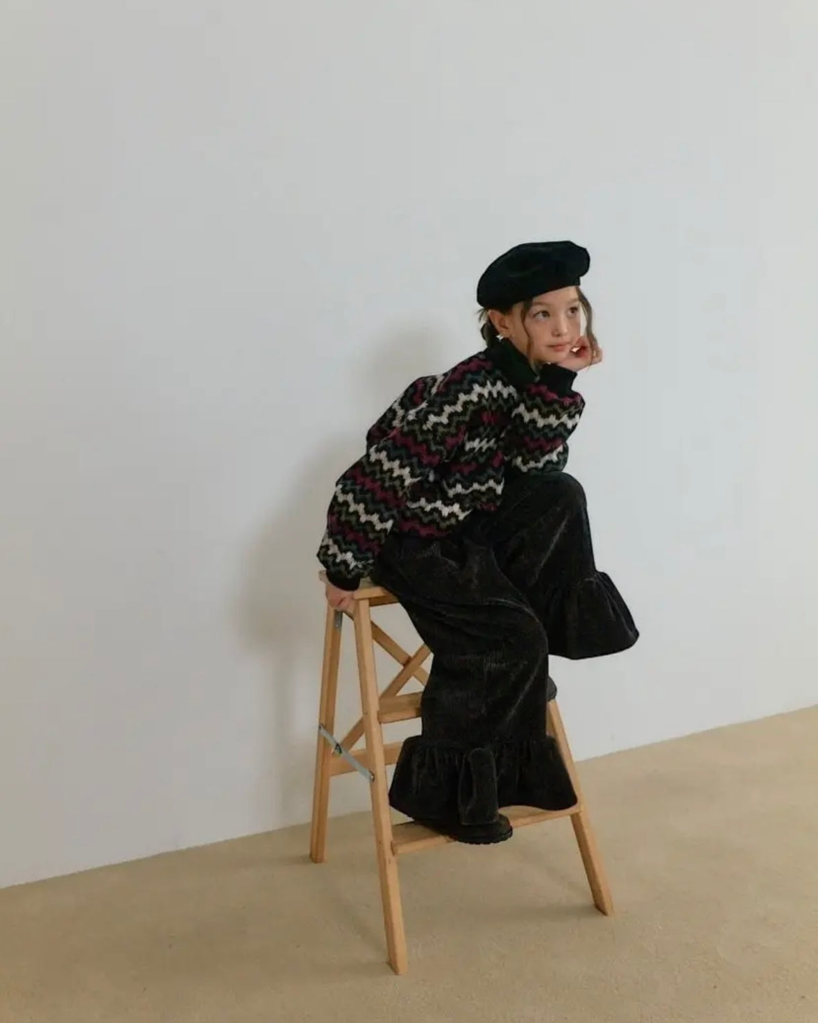 Minimal / Vivi Knit Sweatshirt