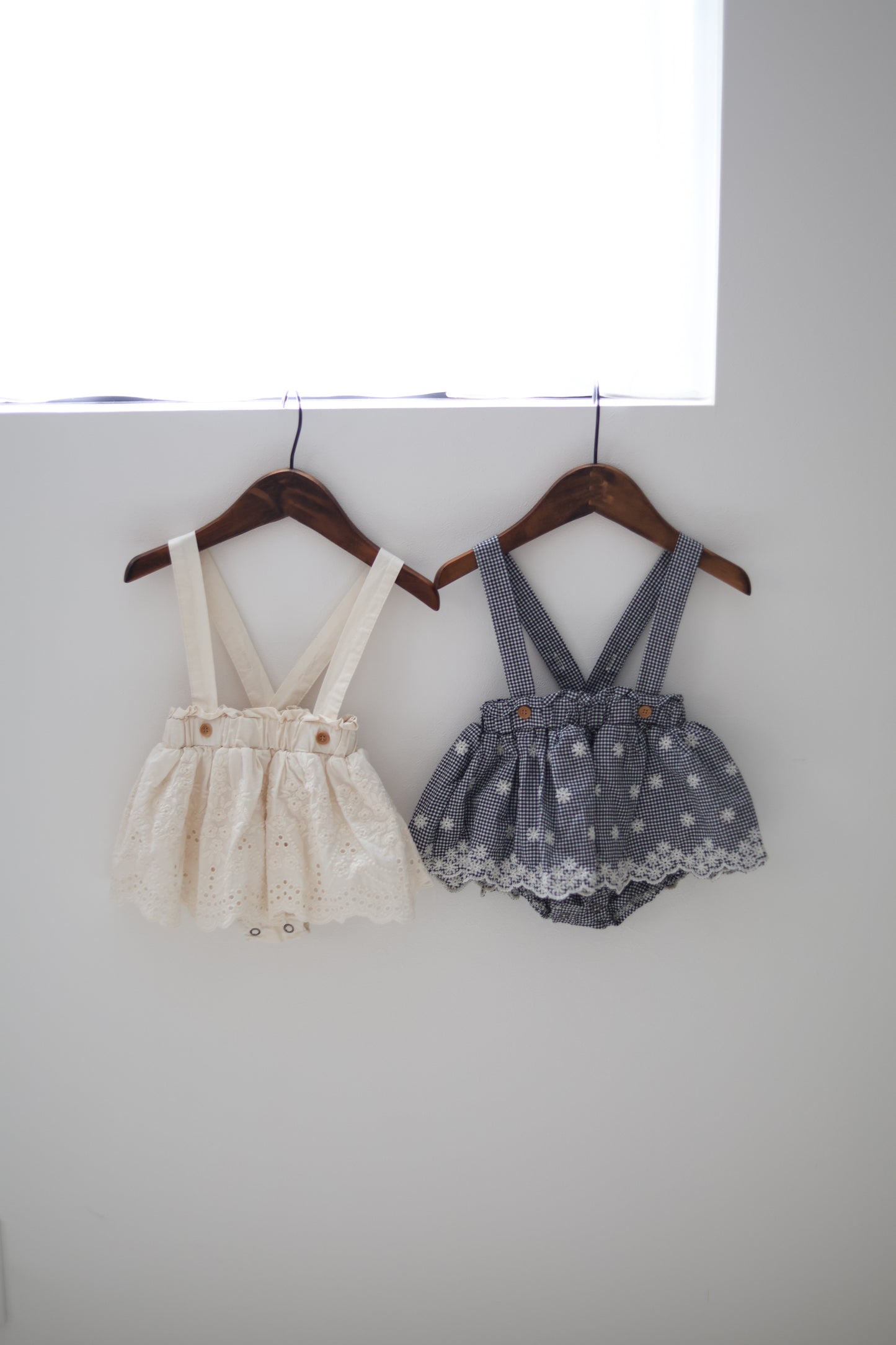monbebe  / Embroidered Suspender Skirt Bloomers