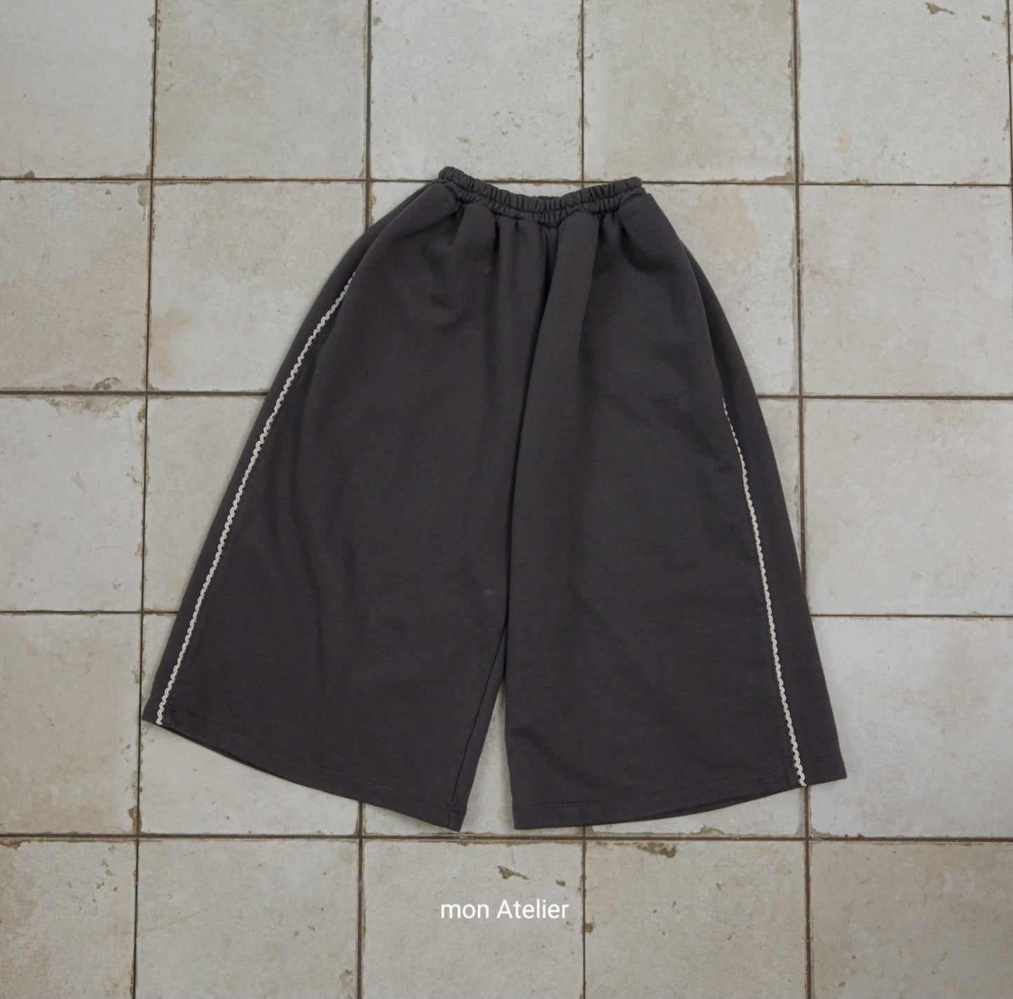 (予約) mon Atelier  / lace wide pants