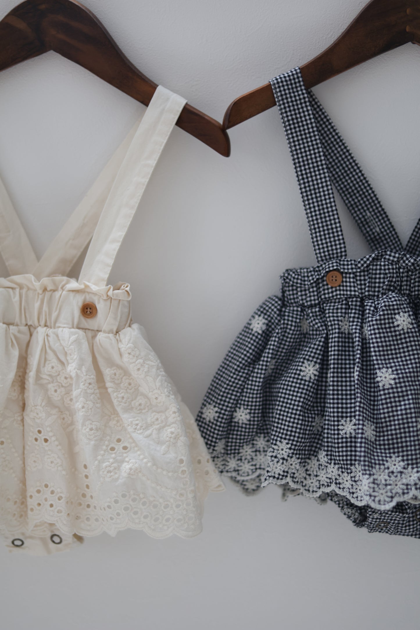 monbebe  / Embroidered Suspender Skirt Bloomers