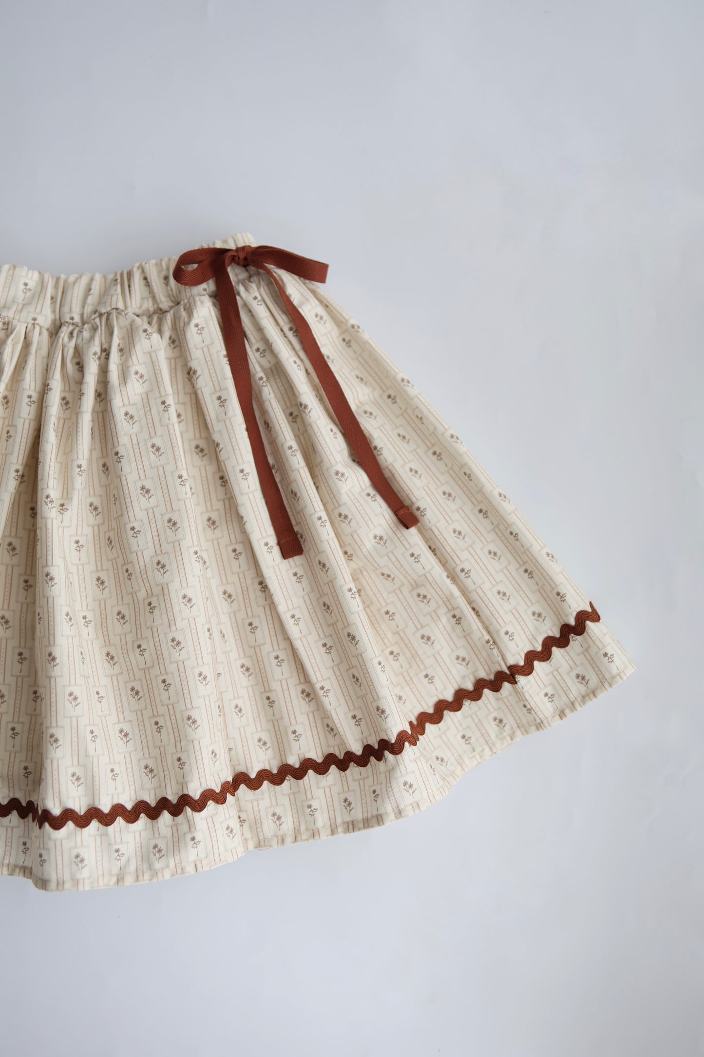 [Original] Muguet Puff Top ivory