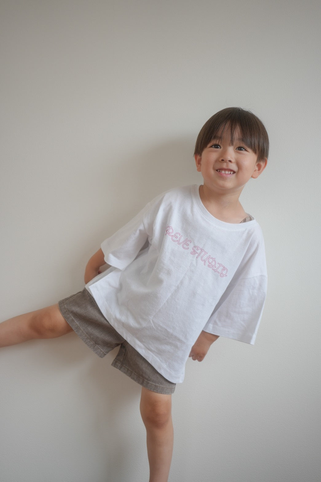 urêve /  Ureve studio over tee