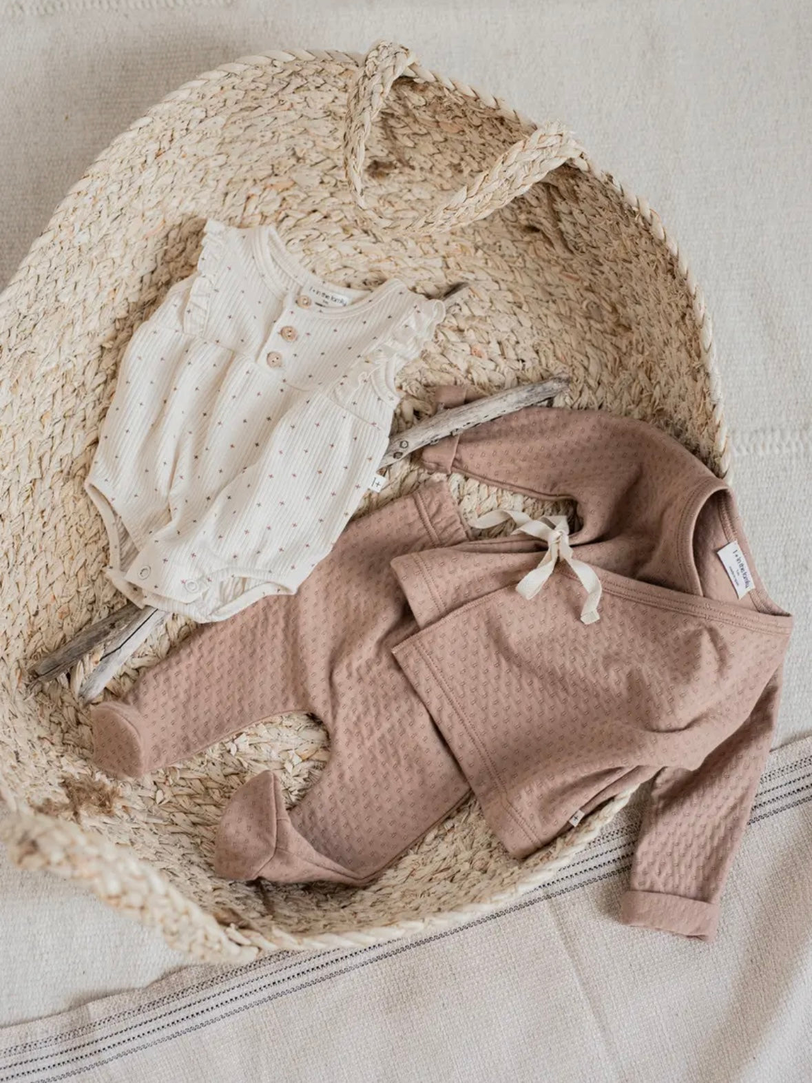 家中有 1 人以上 / CINNIA IVORY