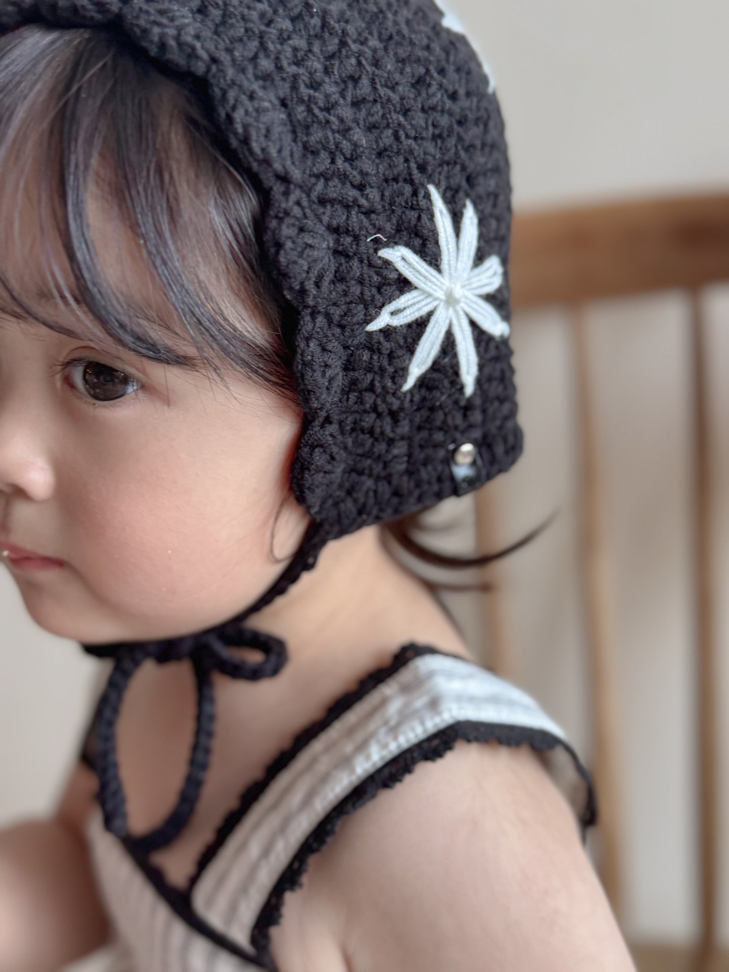 mazukuri / Embroidery bonnet  Black