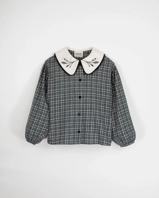 Popelin /  Dark grey plaid blouse with embroidered maxi collar
