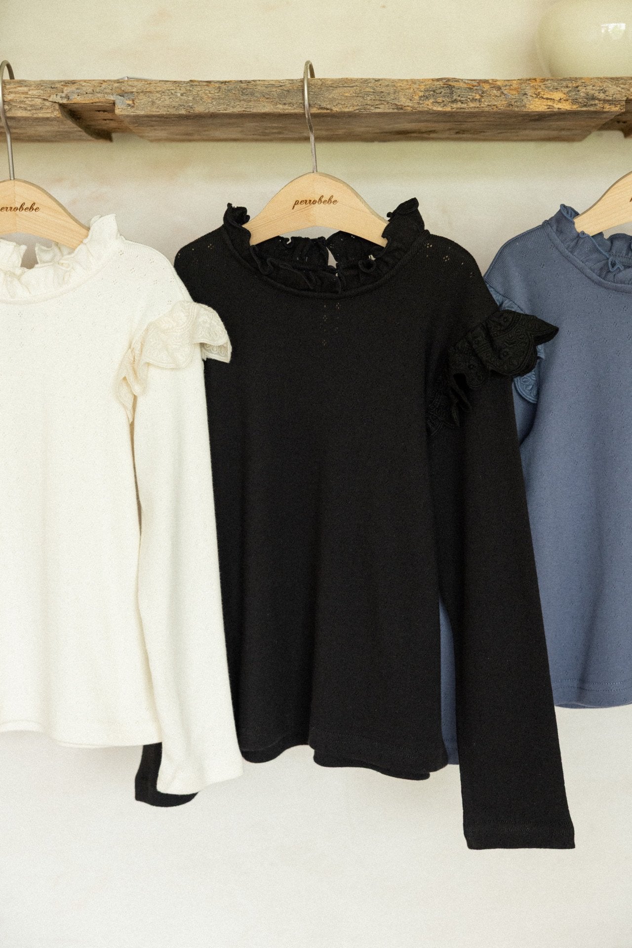 (予約)perro bebe / Laurel T - black