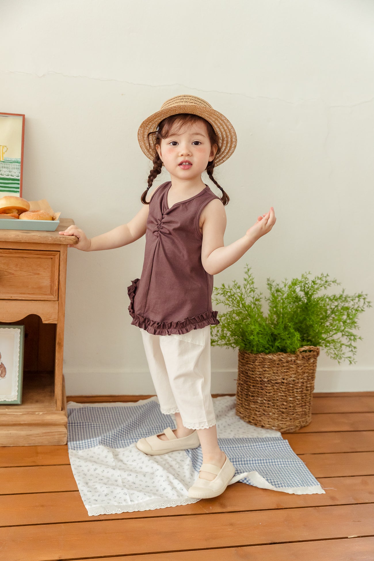 milk powder  /  Eggplant Pants